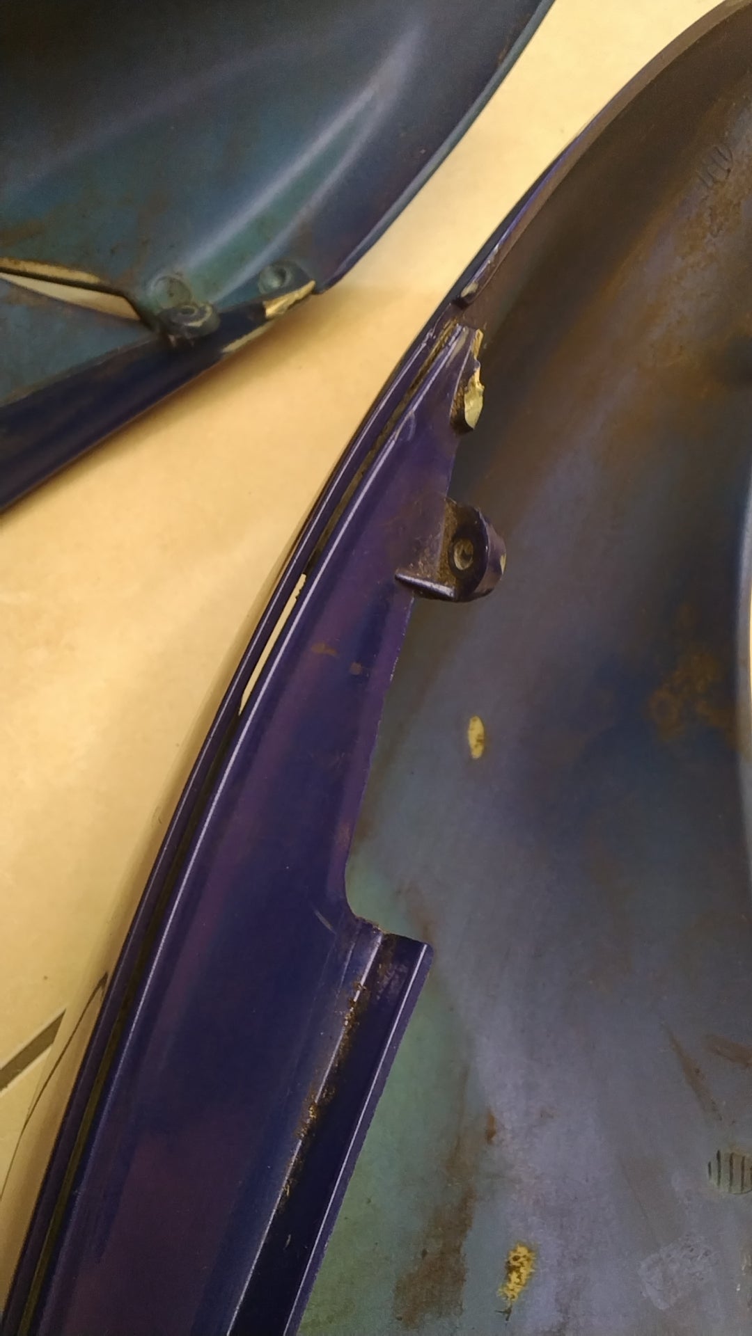Benelli K2 Seitenverkleidung Verkleidung hinten Seiten backen Plastikverkleidung hinten