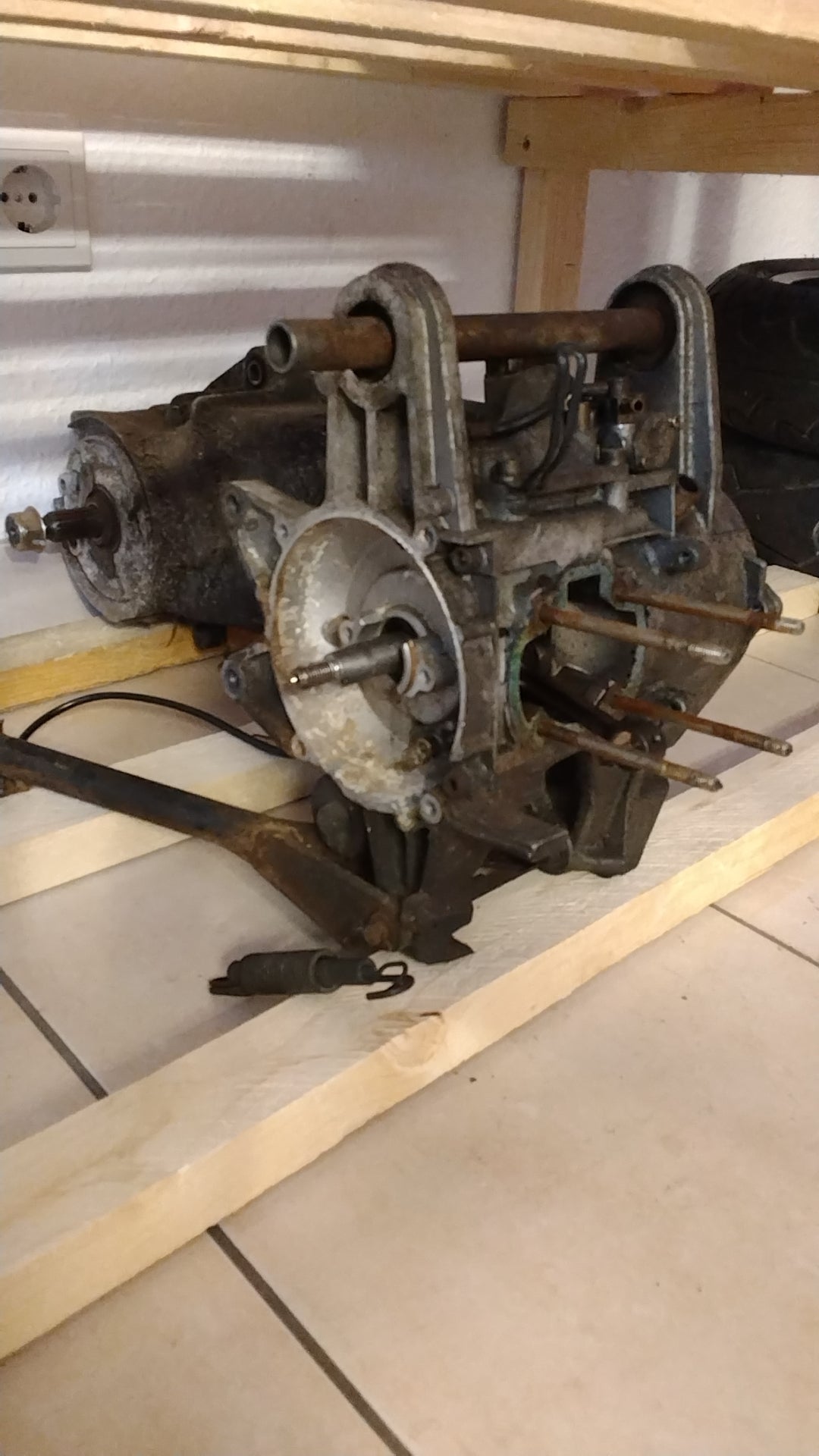 Radnabe hinterradaufnahme  Morini Motoren Benelli Italjet TGB Bullet