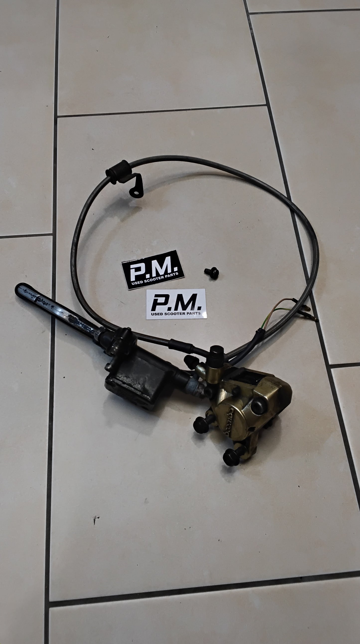 Yamaha Aerox MBK Nitro Bremse vorne komplett Bremspumpe Bremssattel Bremse