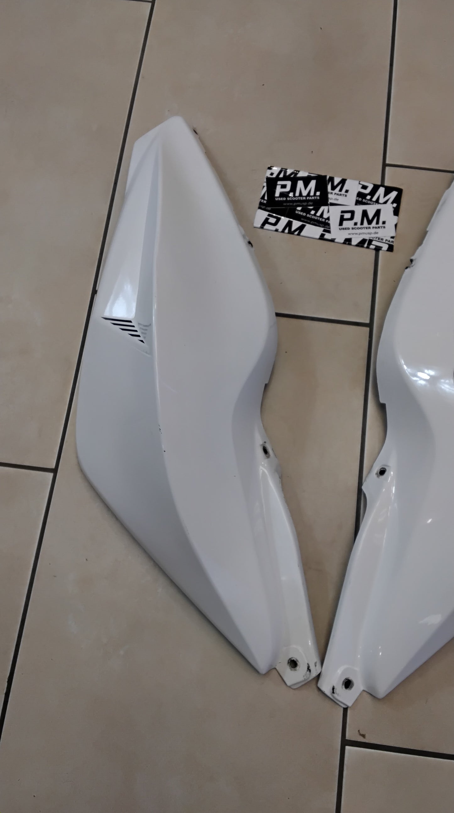 Yamaha Aerox MBK Nitro Tuning Seitenbacken Seitenverkleidung