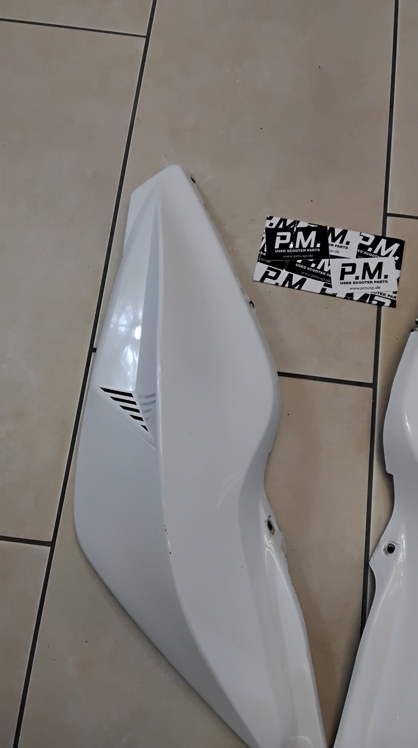 Yamaha Aerox MBK Nitro Tuning Seitenbacken Seitenverkleidung