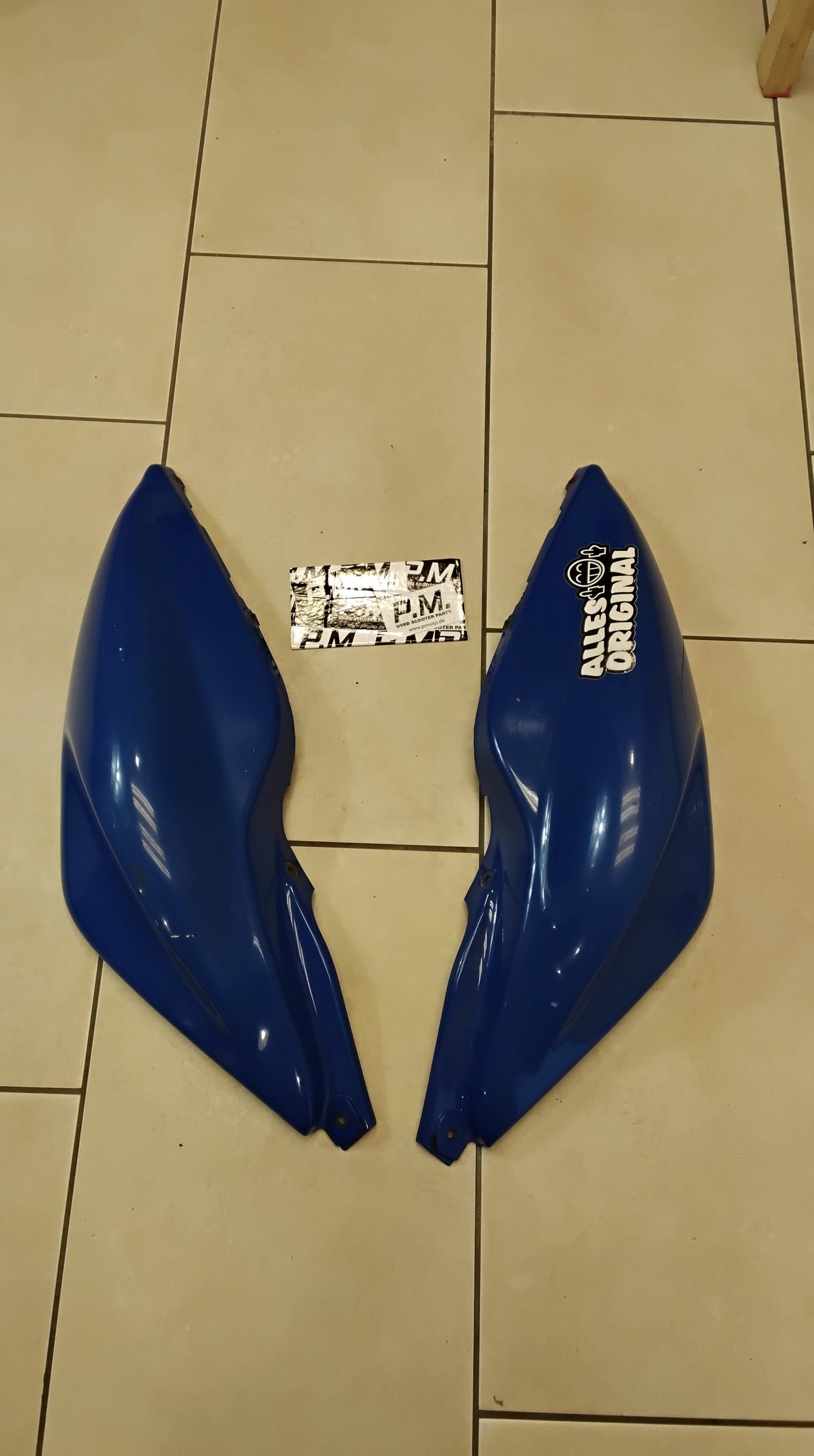 Yamaha Aerox MBK Nitro Seitenverkleidung SeitenBacken Original