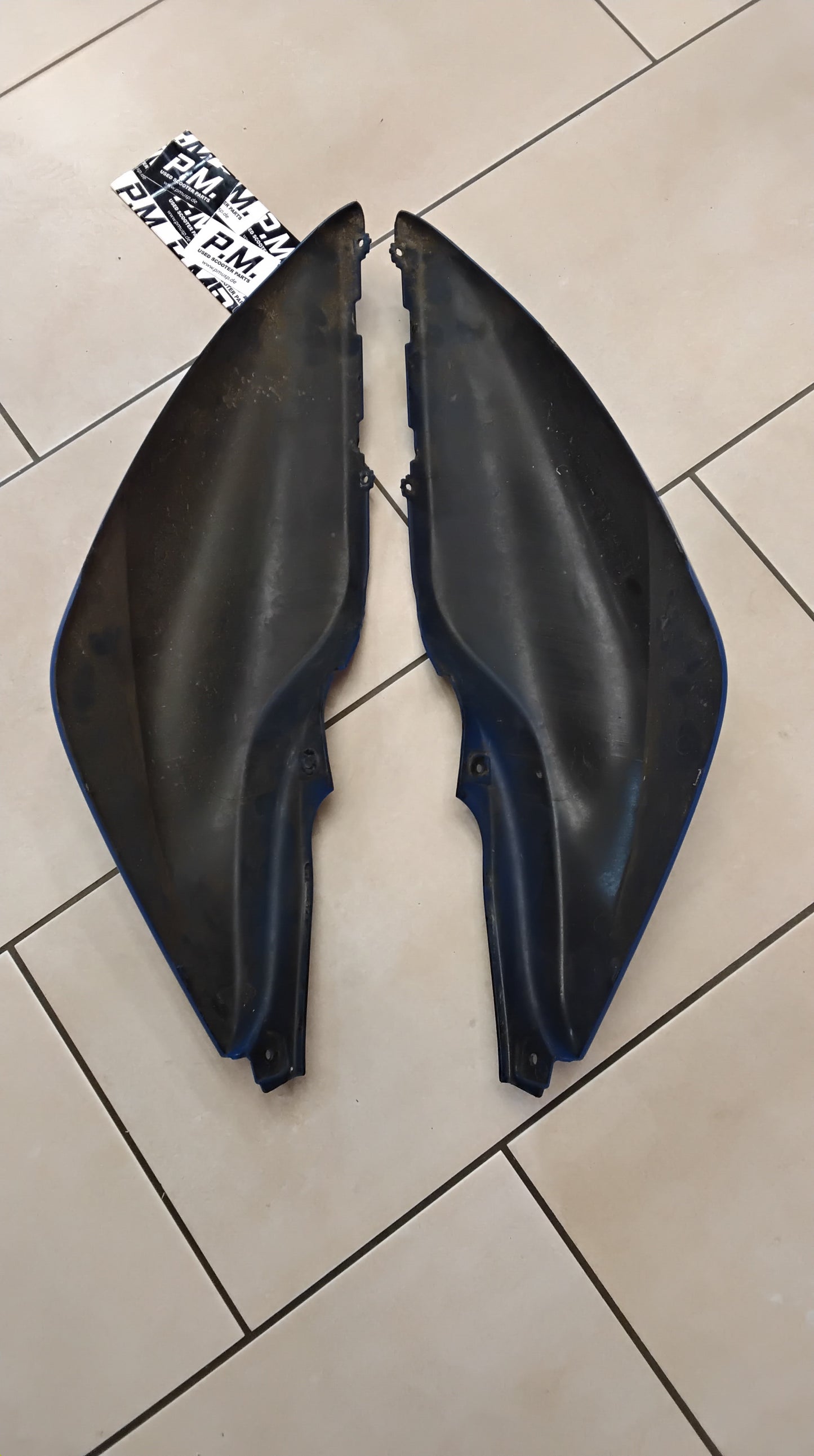 Yamaha Aerox MBK Nitro Seitenverkleidung SeitenBacken Original