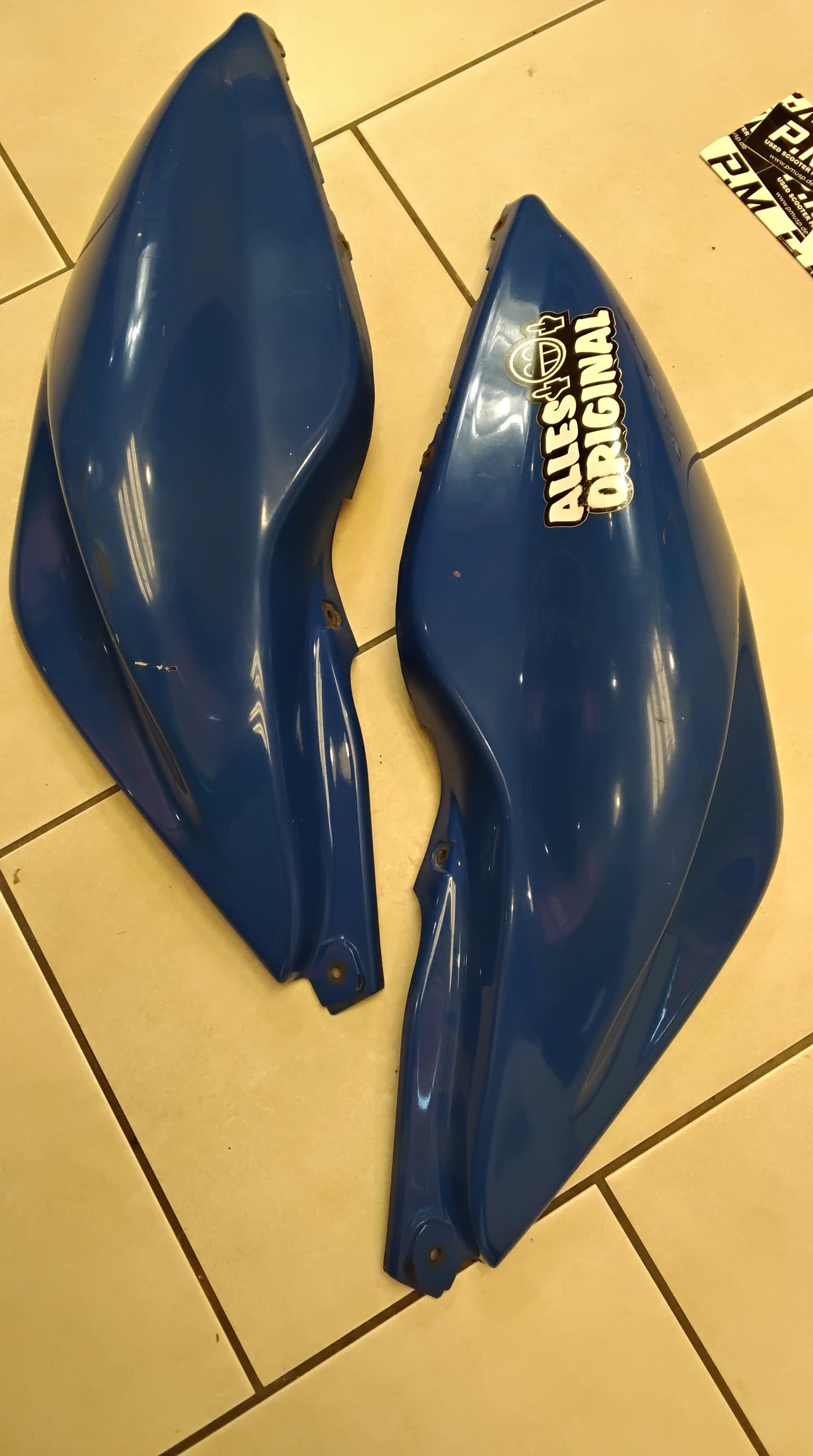 Yamaha Aerox MBK Nitro Seitenverkleidung SeitenBacken Original
