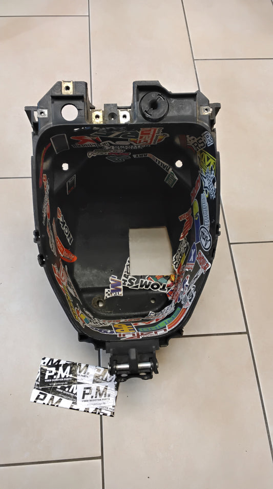 Helmfach Aerox MBK Nitro Yamaha bis 2013