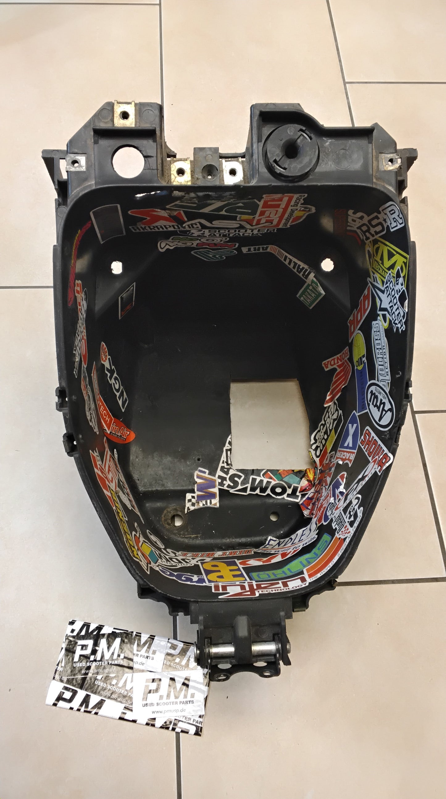 Helmfach Aerox MBK Nitro Yamaha bis 2013
