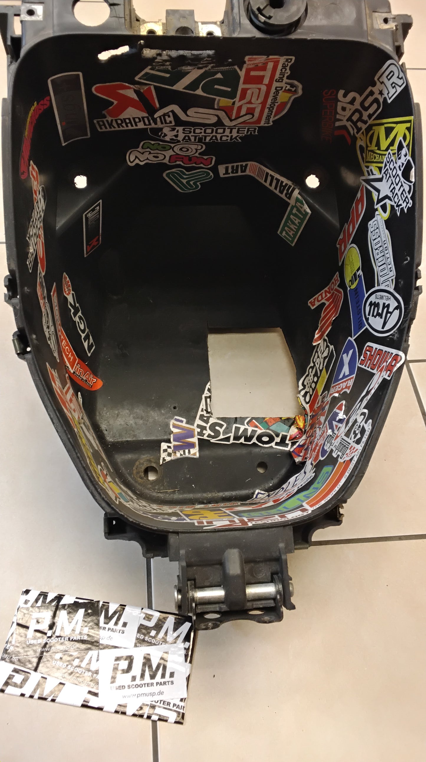 Helmfach Aerox MBK Nitro Yamaha bis 2013