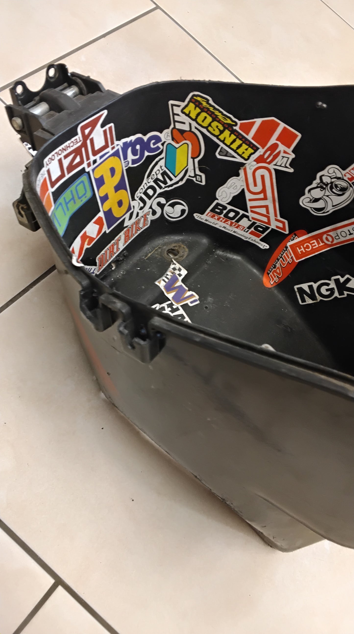 Helmfach Aerox MBK Nitro Yamaha bis 2013