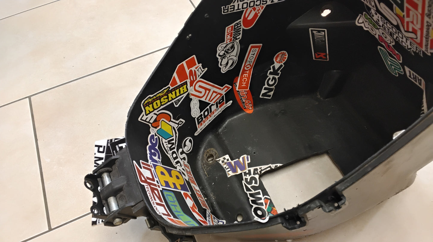 Helmfach Aerox MBK Nitro Yamaha bis 2013
