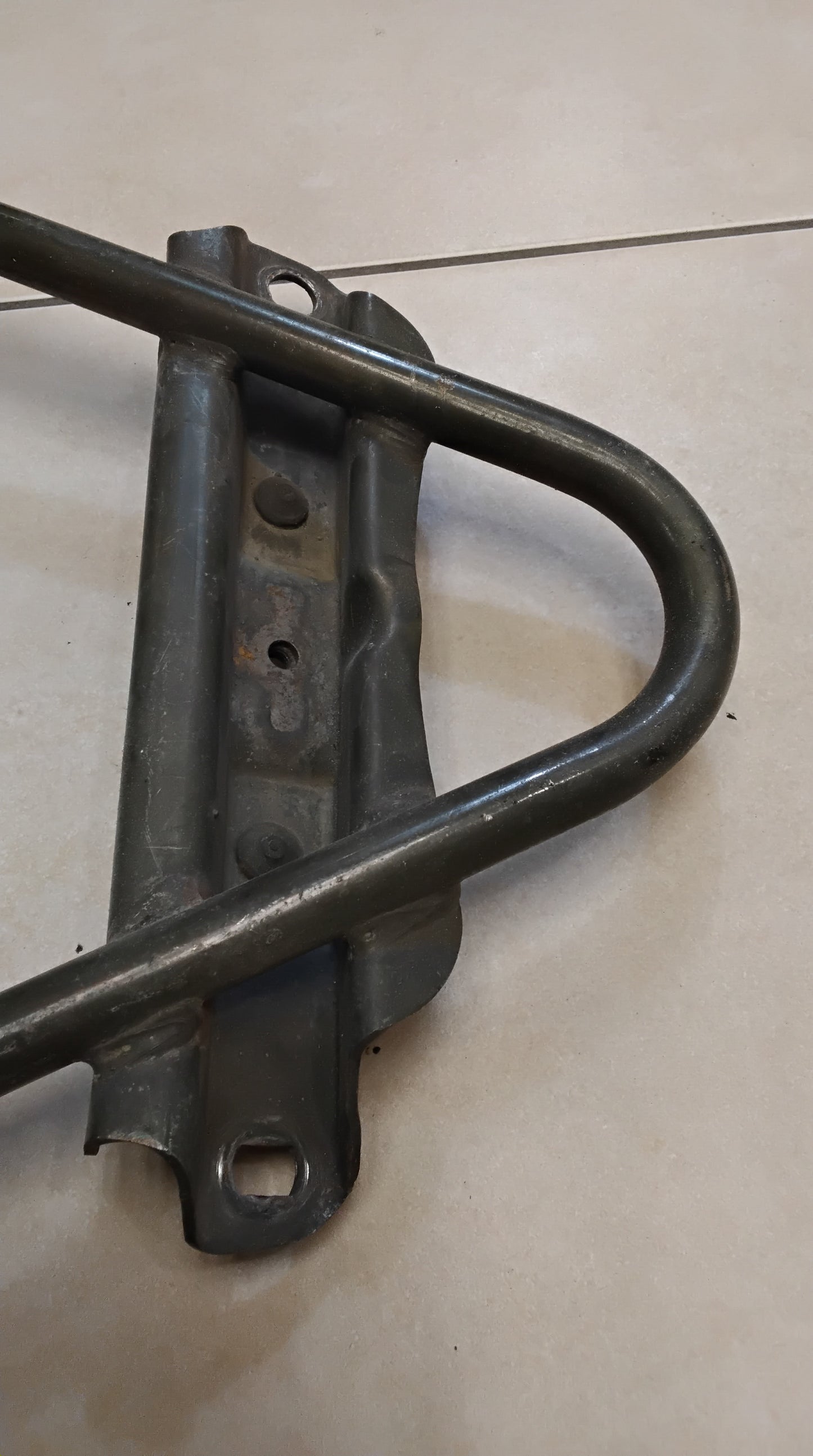 Yamaha Aerox Soziusgriffe Halter Tankhalterung