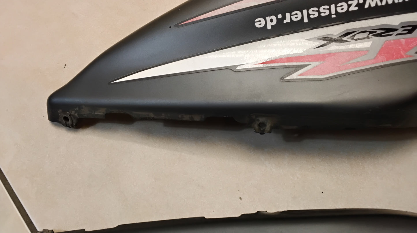Yamaha Aerox MBK Nitro Seitenverkleidung Seitenbacken Aerox R