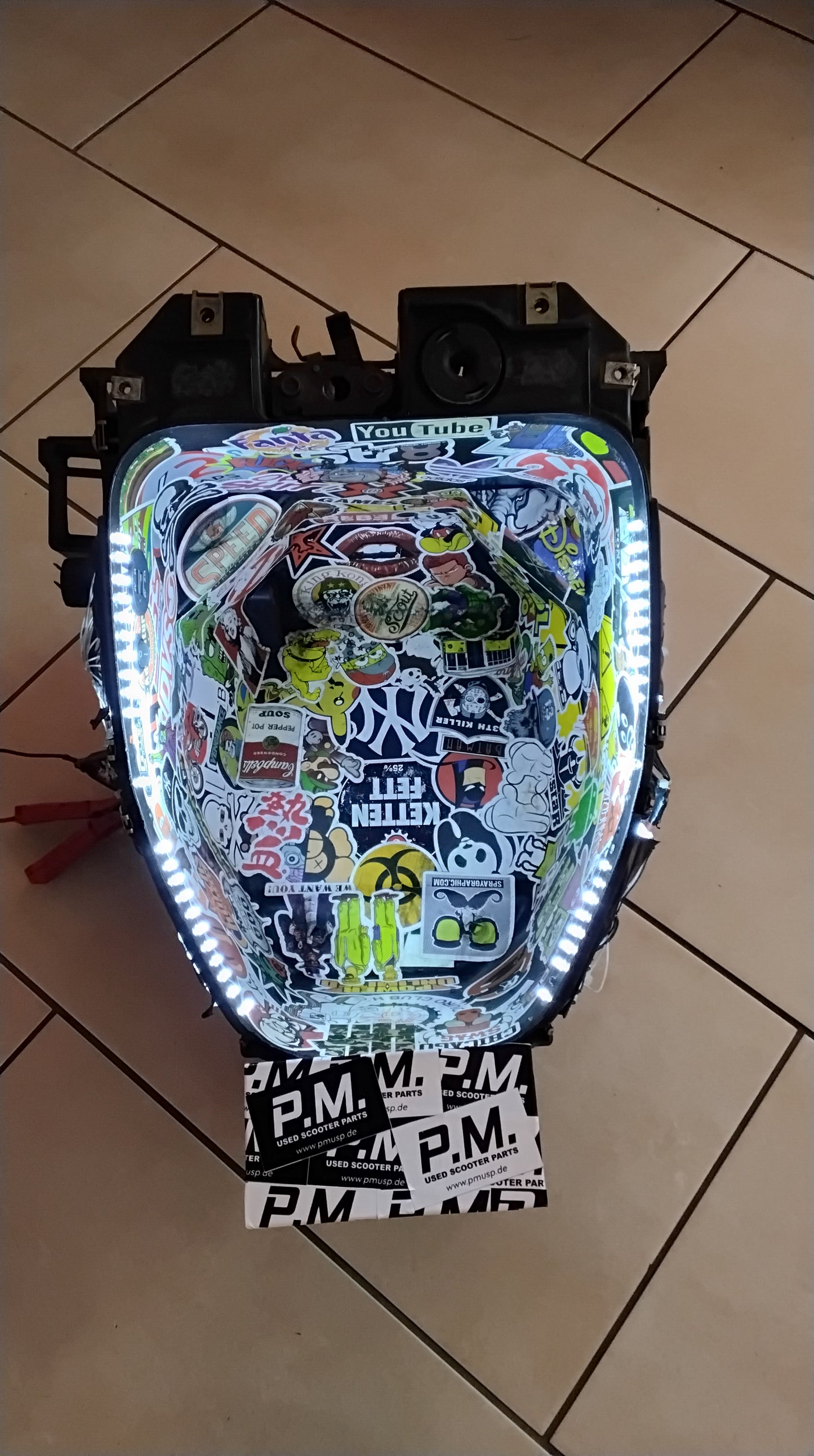 Yamaha Aerox MBK Nitro Helmfach Tuning oldschool