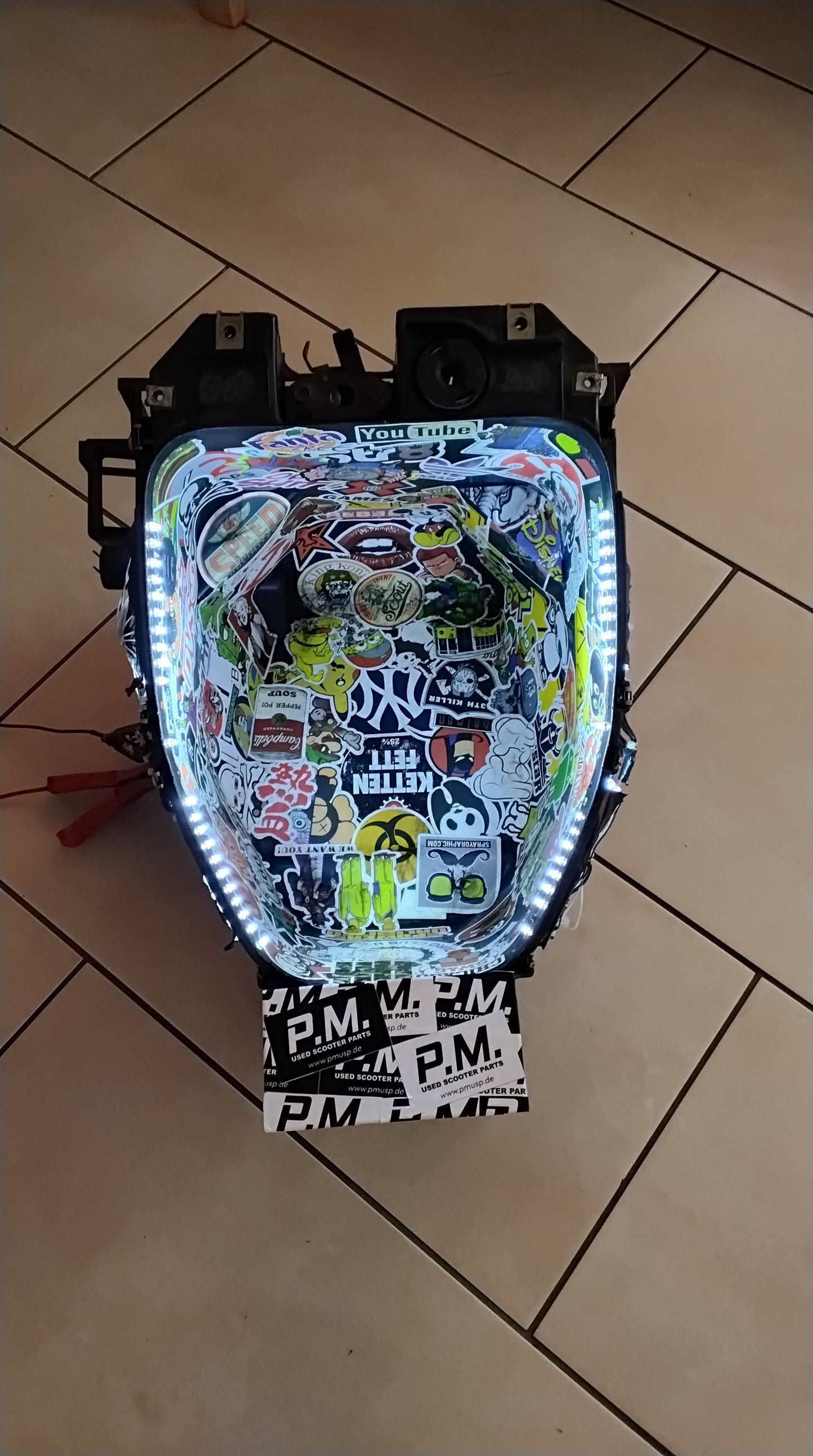 Yamaha Aerox MBK Nitro Helmfach Tuning oldschool