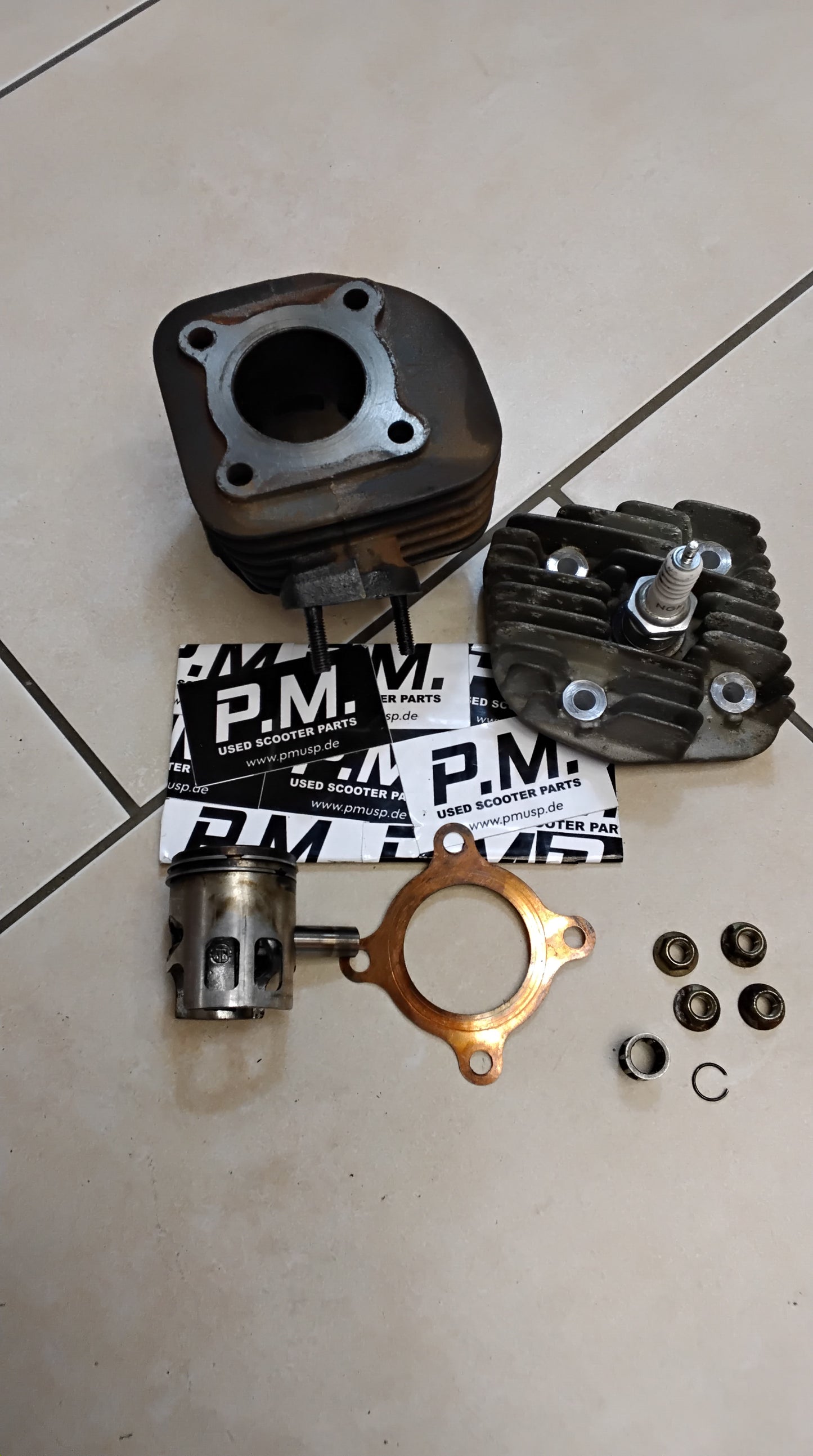 Zylinder Zylinderkopf Zylinder Set Minarelli  luftgekühlt AC Benelli Aprilia Malaguti