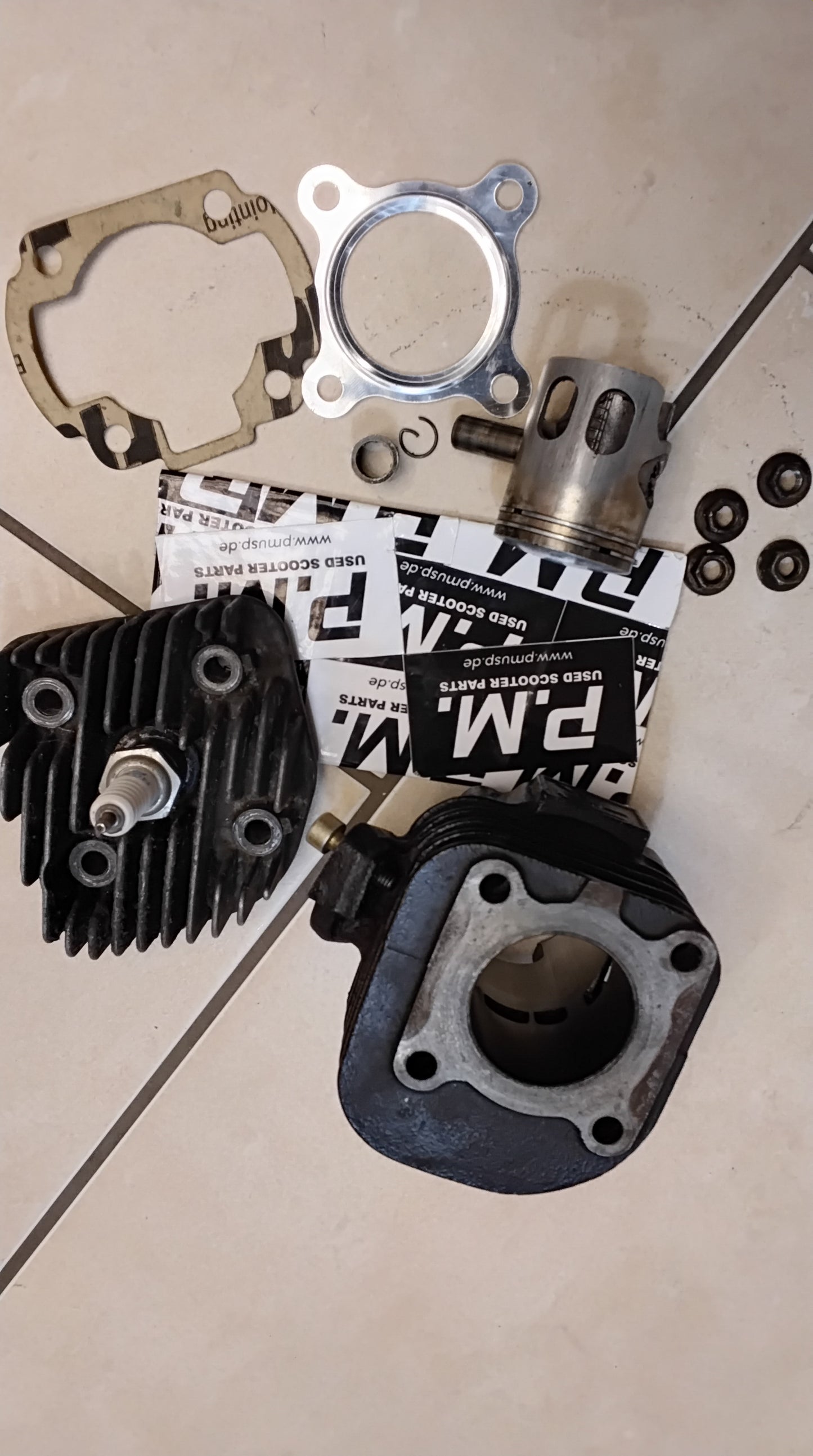 Zylinder D.R. Evolution Sport 50ccm Minarelli AC Luft gekühlt liegend MBK Yamaha Benelli Malaguti Aprilia