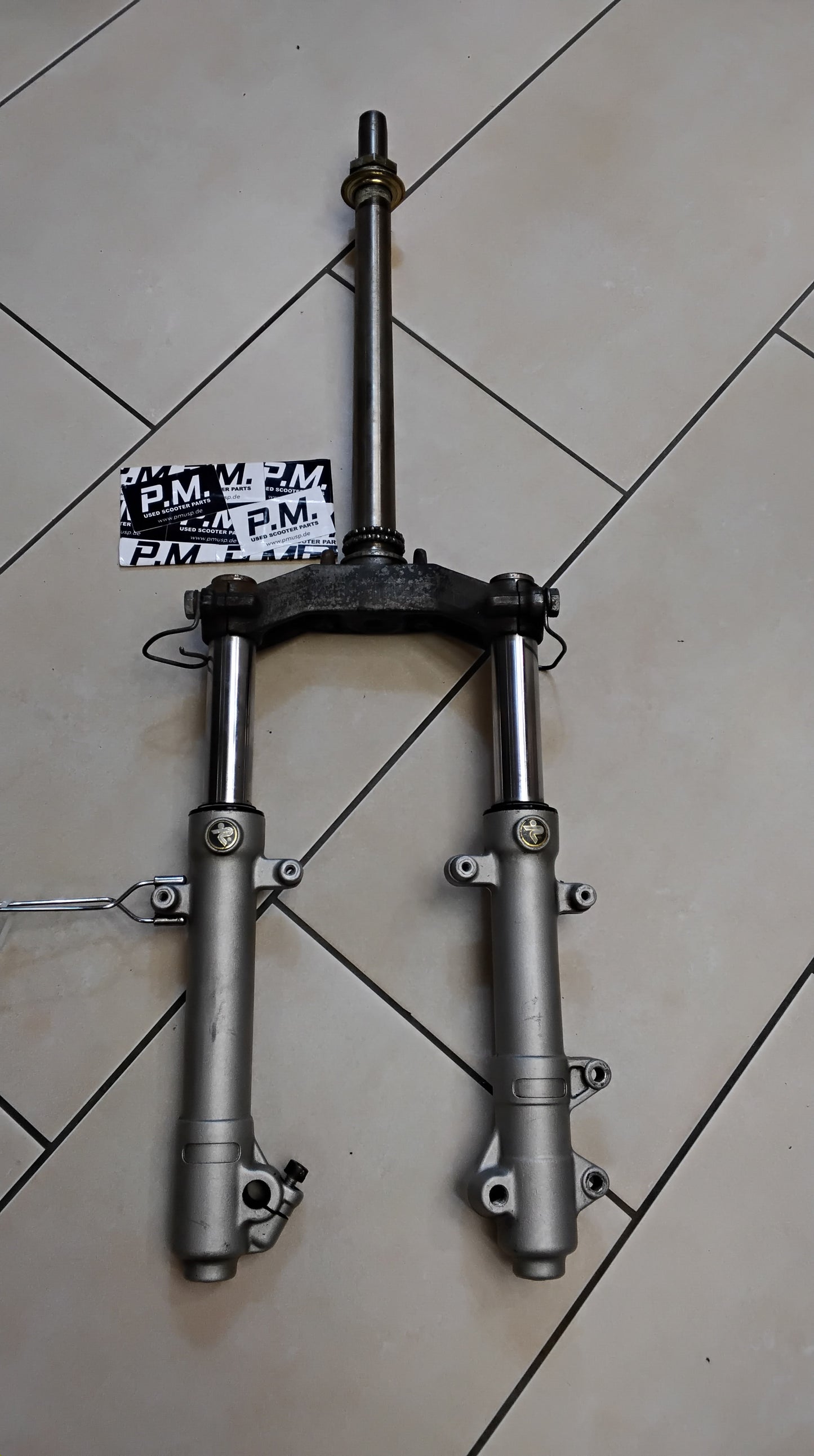 Benelli 491 Benelli K2 Gabelbrücke Gabelholme komplett top