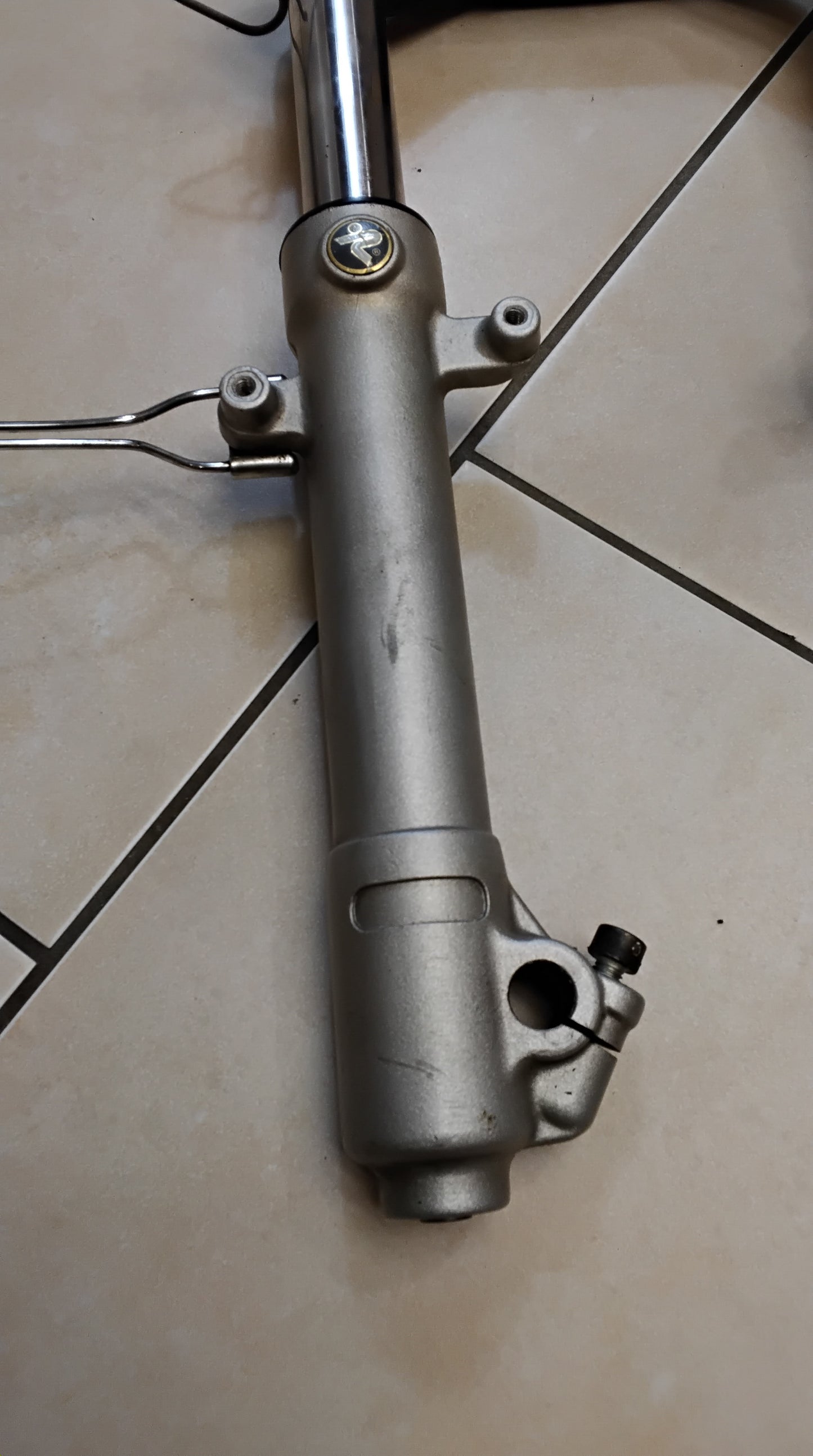 Benelli 491 Benelli K2 Gabelbrücke Gabelholme komplett top