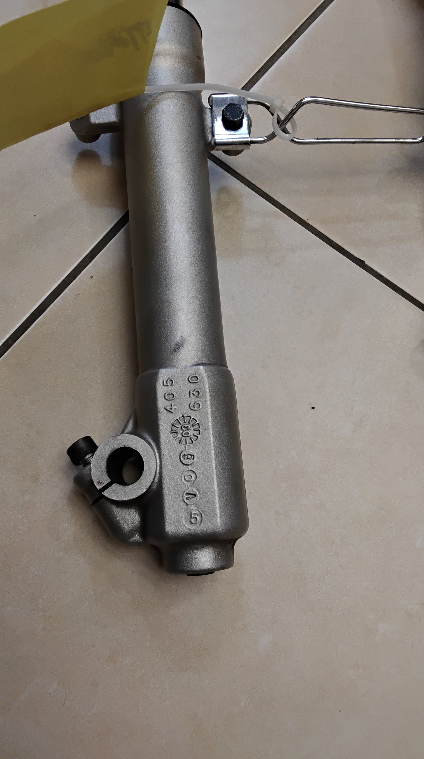 Benelli 491 Benelli K2 Gabelbrücke Gabelholme komplett top