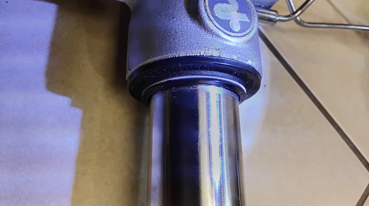 Benelli 491 Benelli K2 Gabelbrücke Gabelholme komplett top