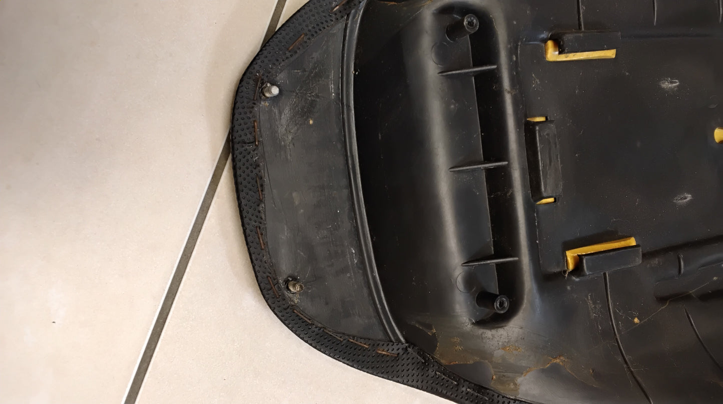 Benelli K2 Sitzbank