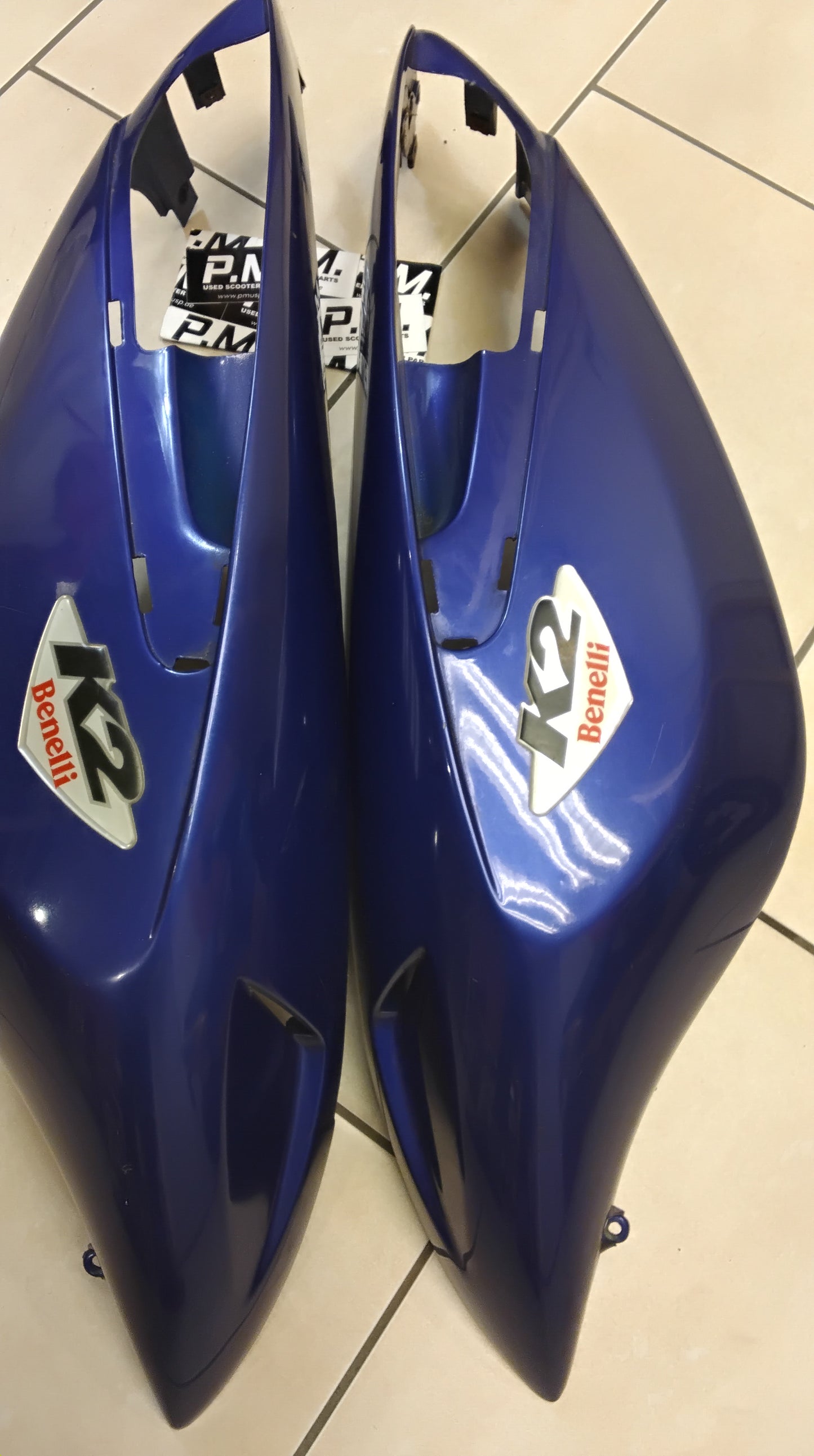 Benelli K2 Seitenverkleidung Verkleidung hinten Seiten backen Plastikverkleidung hinten