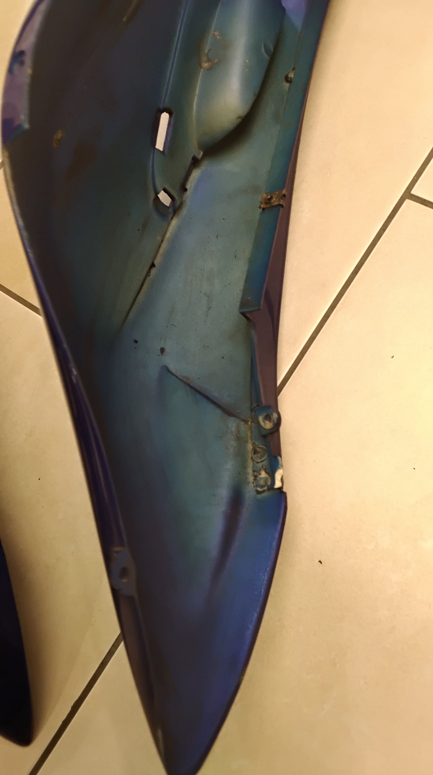 Benelli K2 Seitenverkleidung Verkleidung hinten Seiten backen Plastikverkleidung hinten
