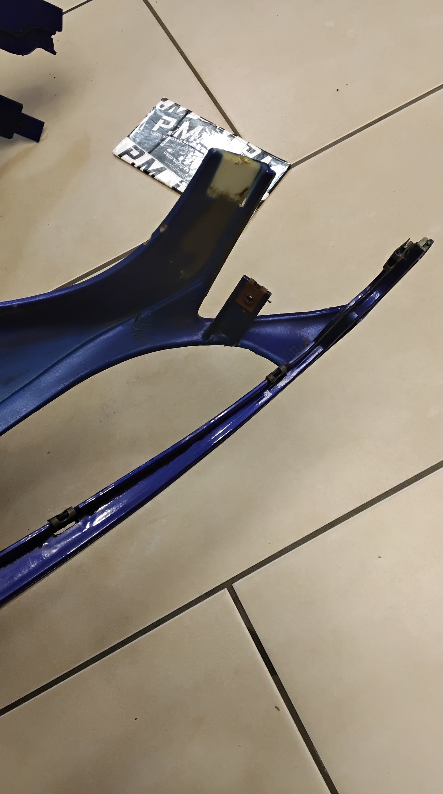 Benelli K2 Seitenverkleidung Verkleidung hinten Seiten backen Plastikverkleidung hinten