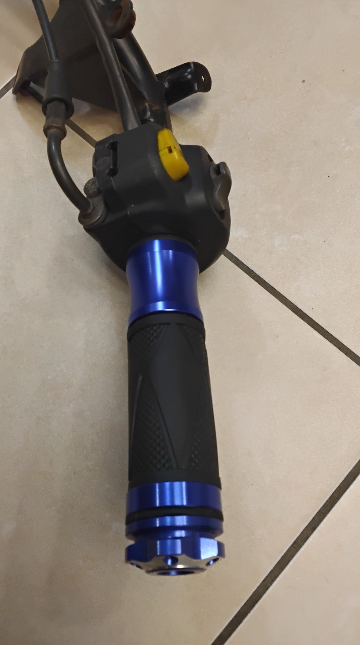 Benelli 491 Sport RR Minarelli Scheibenbremse Modelle Lenkrad schaltarmatur lenkradgriffe Gaszug Lichtschalter Bremslichtschalter Lenkrad komplett