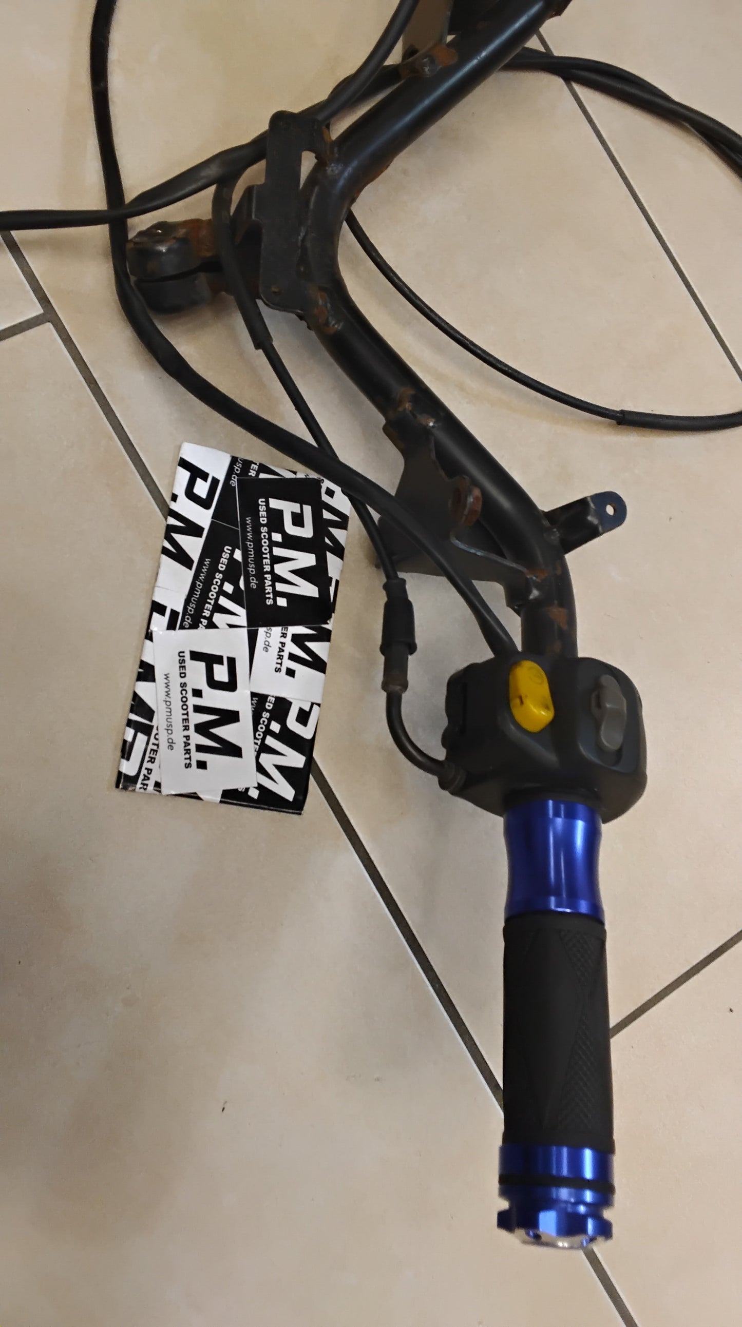 Benelli 491 Sport RR Minarelli Scheibenbremse Modelle Lenkrad schaltarmatur lenkradgriffe Gaszug Lichtschalter Bremslichtschalter Lenkrad komplett