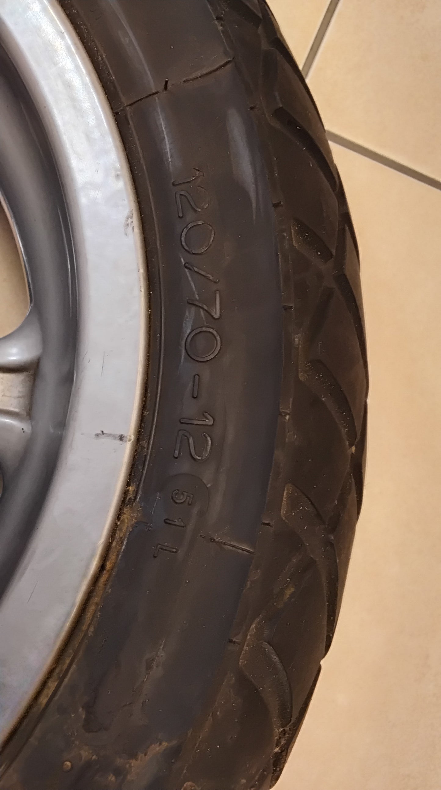 Benelli 491 Benelli K2 Felge vorne Bremsscheibe Felge vorne mit Bremsscheibe komplett Vorderrad