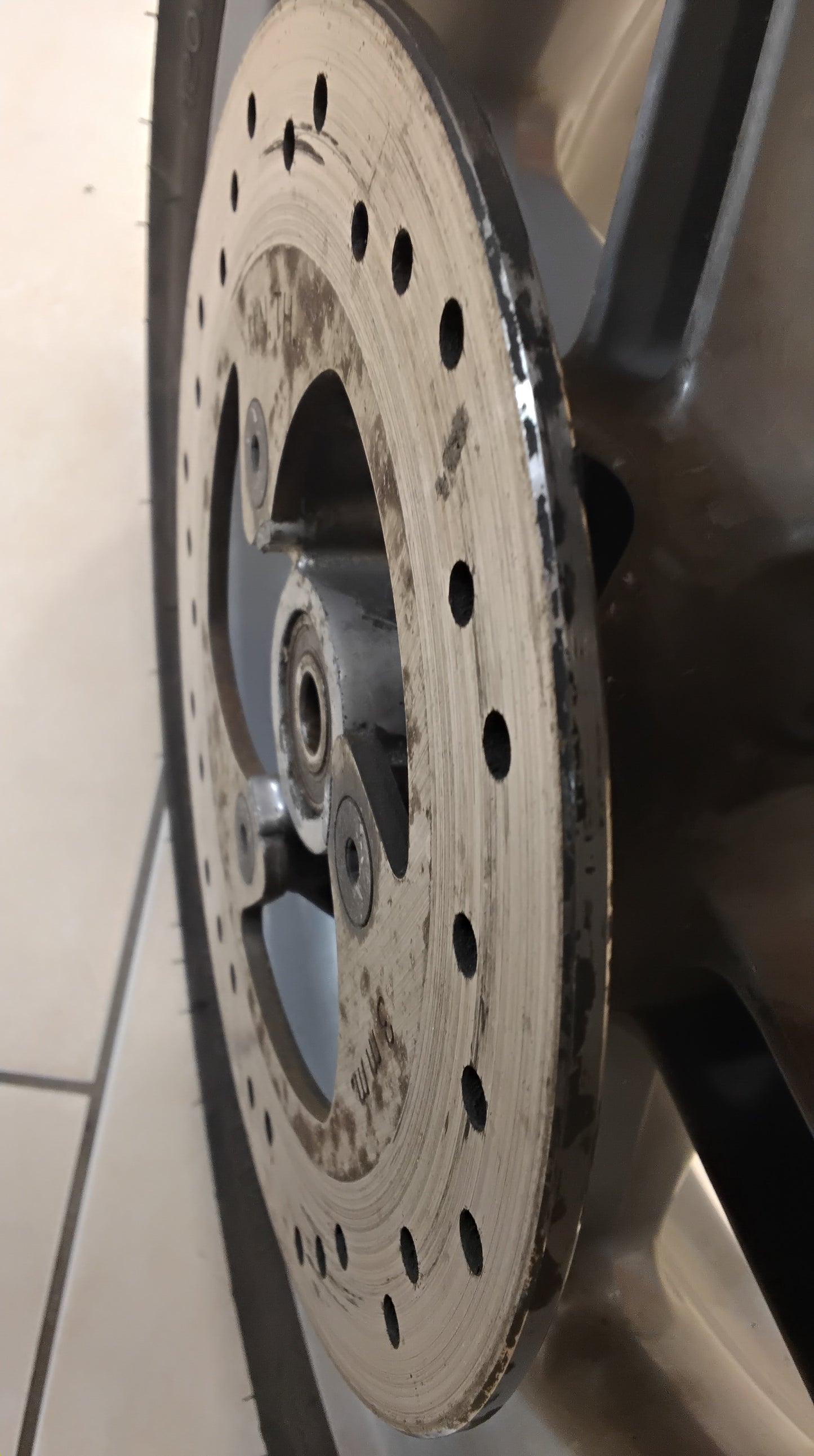 Benelli 491 Benelli K2 Felge vorne Bremsscheibe Felge vorne mit Bremsscheibe komplett Vorderrad