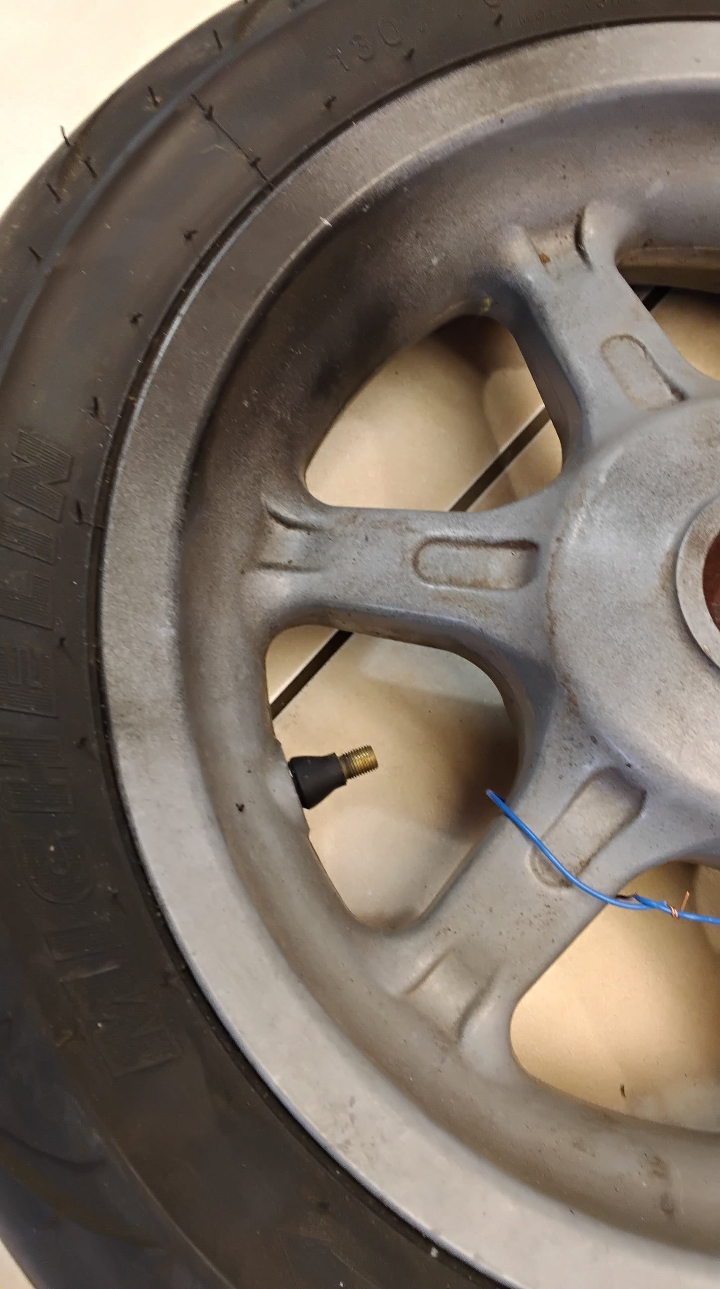 Felge hinten Trommelbremse Minarelli 12 Zoll Benelli 491 Benelli K2 Hinterrad Trommelbremse Hinterrad