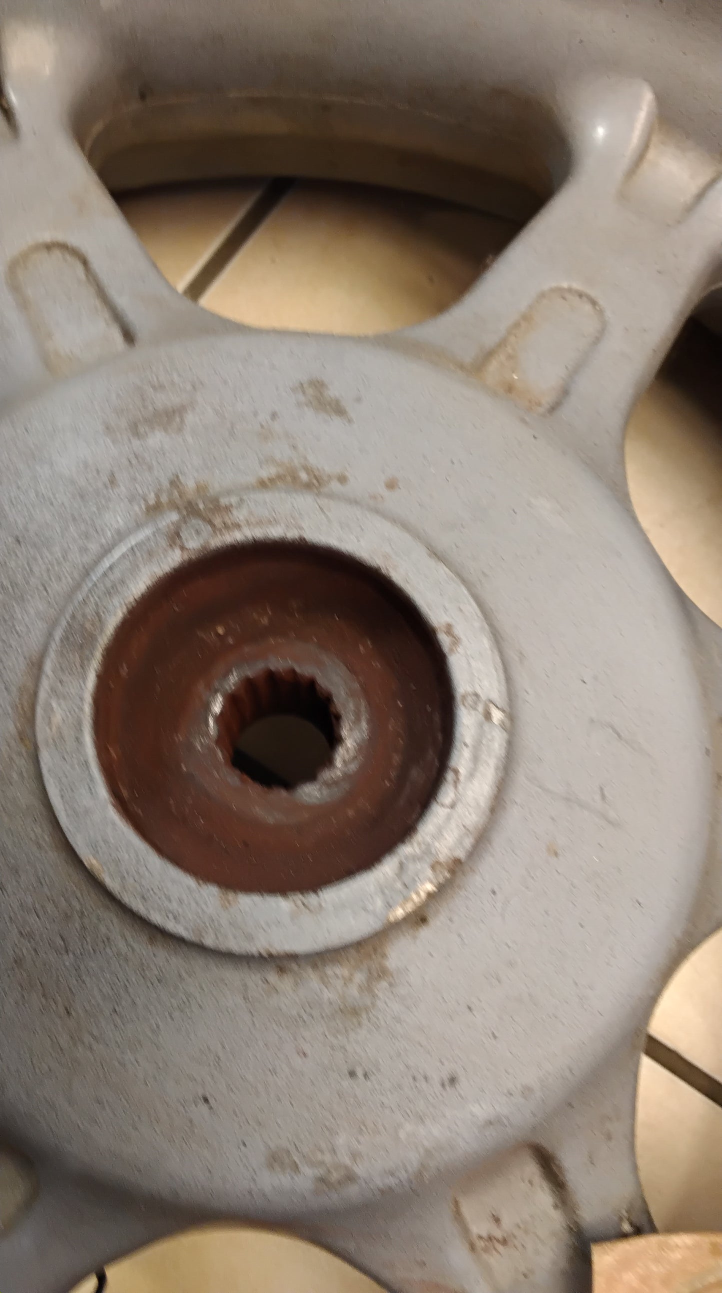 Felge hinten Trommelbremse Minarelli 12 Zoll Benelli 491 Benelli K2 Hinterrad Trommelbremse Hinterrad