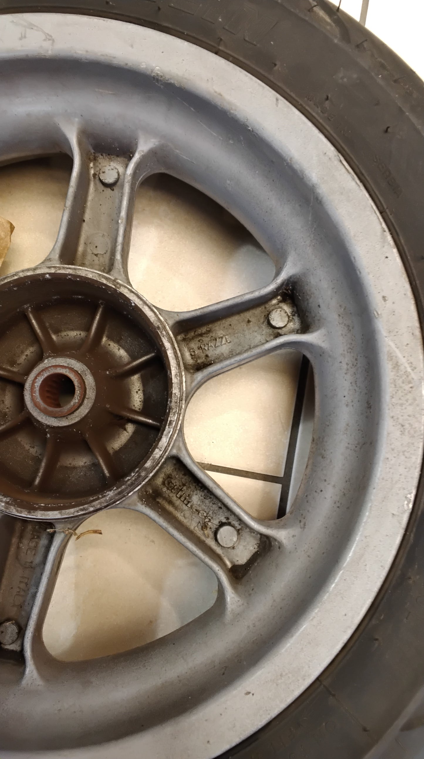Felge hinten Trommelbremse Minarelli 12 Zoll Benelli 491 Benelli K2 Hinterrad Trommelbremse Hinterrad