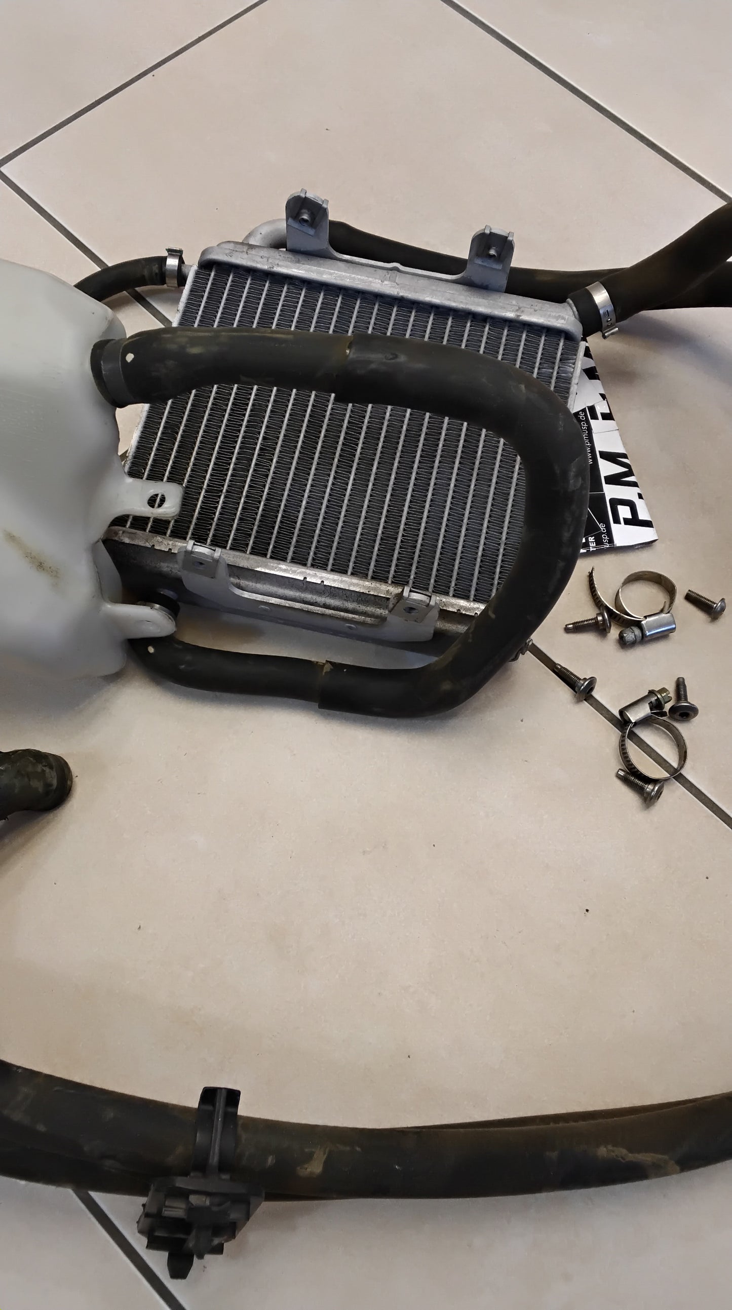 Aprilia sr 50 Factory Piaggio Kühler mit Schläuche Ausgleichsbehälter komplett