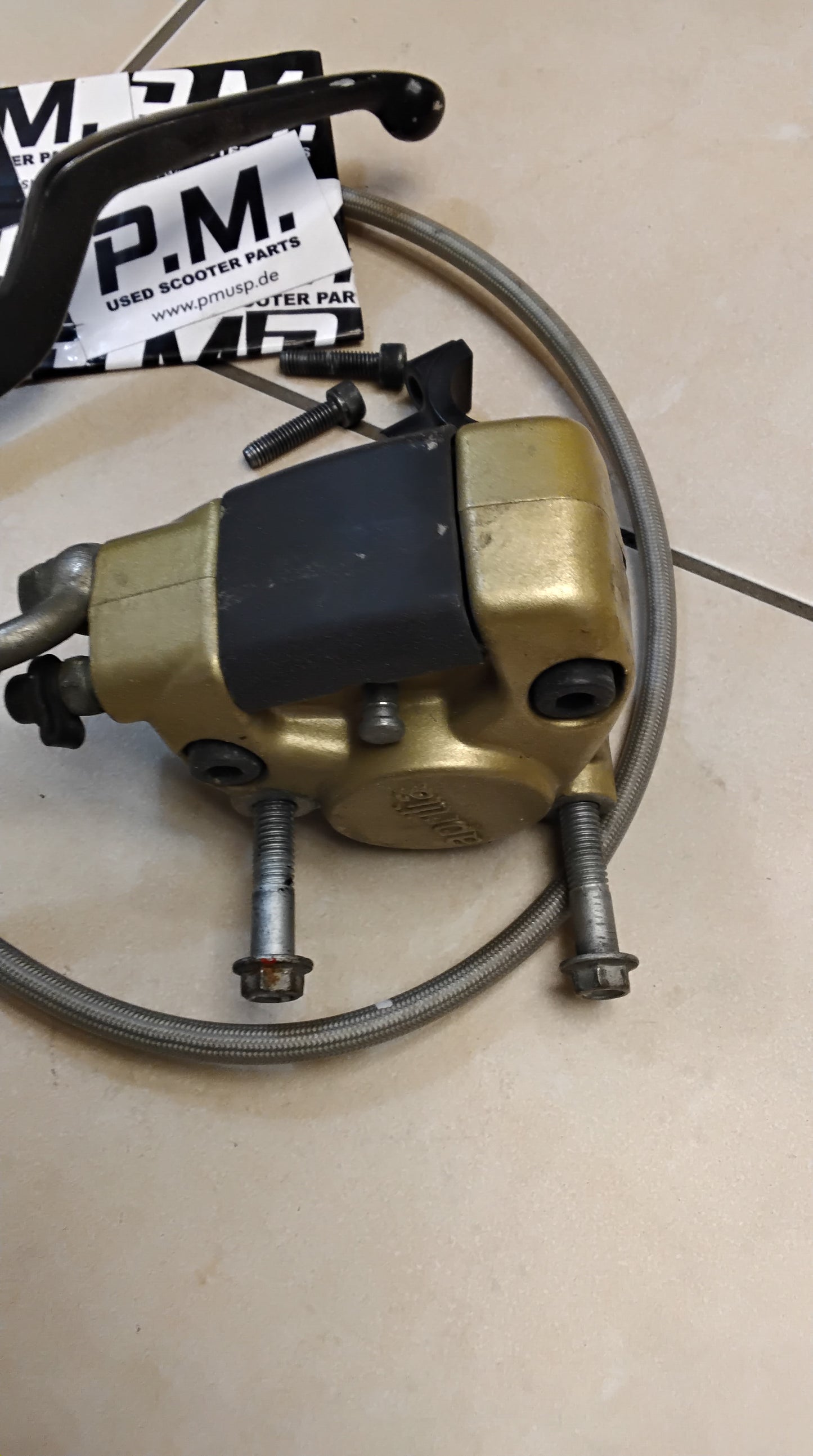 Aprilia sr 50 Factory Bremse vorne komplett Bremsgriffe Bremspumpe Bremsleitung Bremszange
