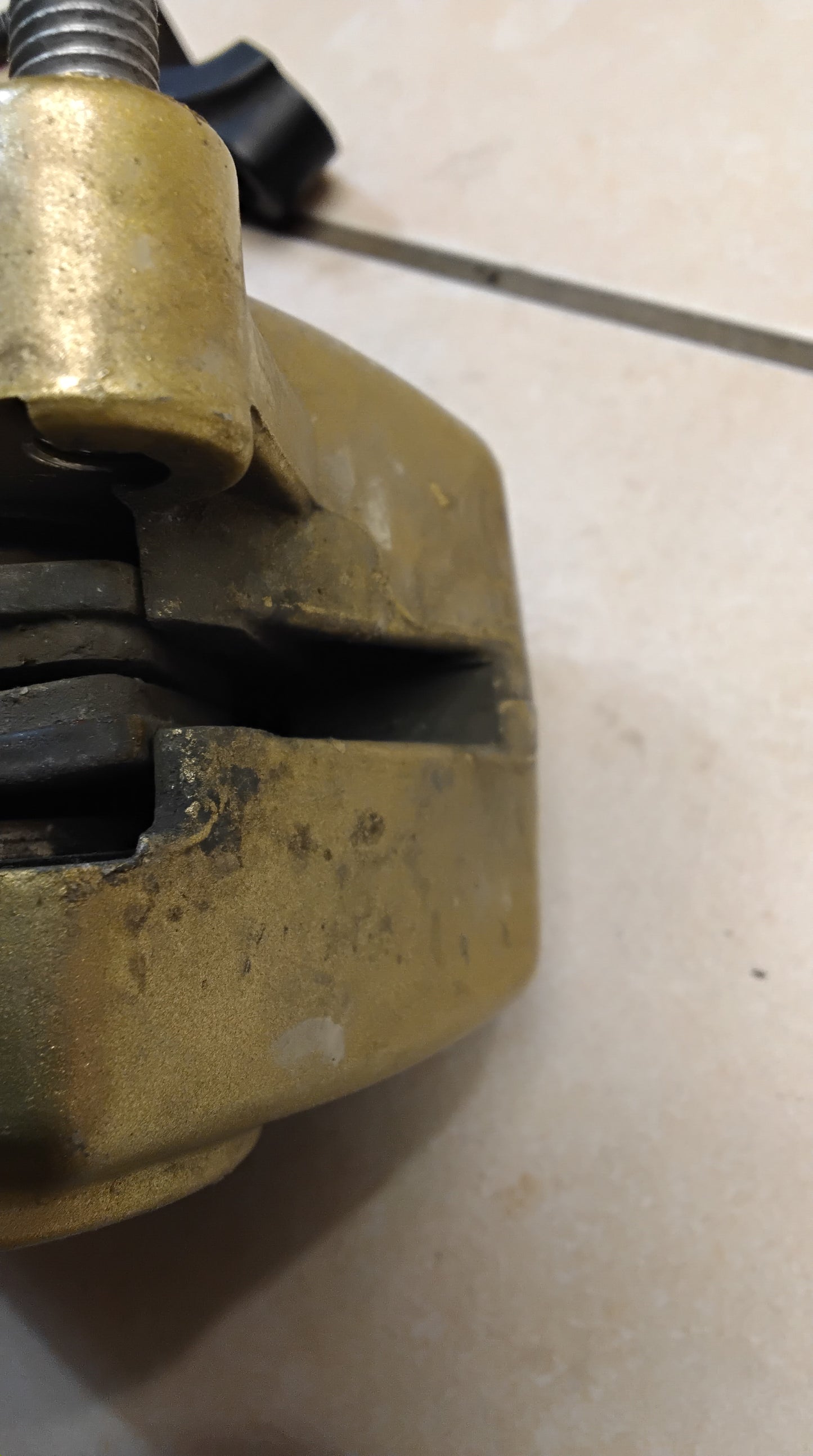 Aprilia sr 50 Factory Bremse vorne komplett Bremsgriffe Bremspumpe Bremsleitung Bremszange