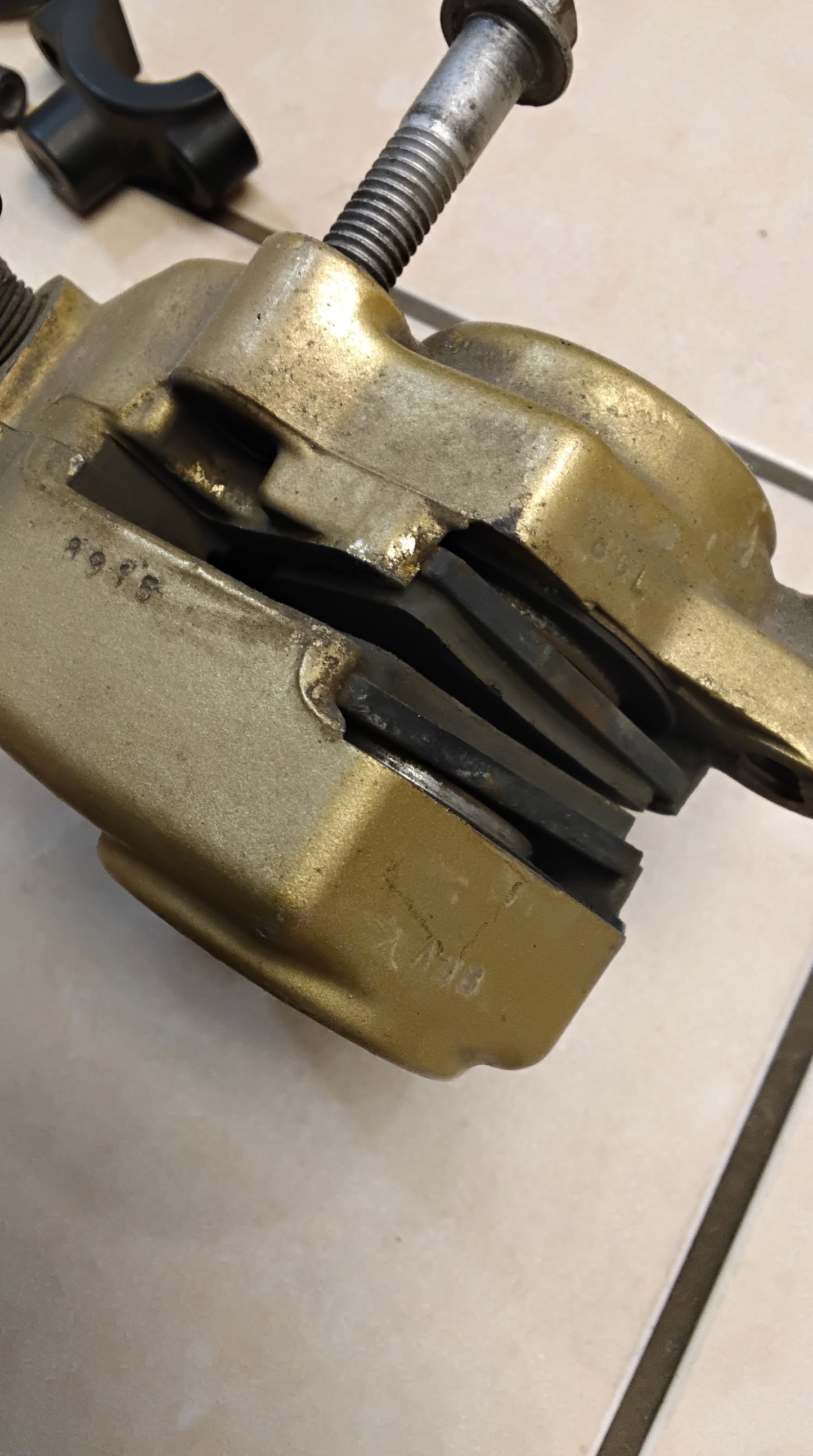 Aprilia sr 50 Factory Bremse vorne komplett Bremsgriffe Bremspumpe Bremsleitung Bremszange