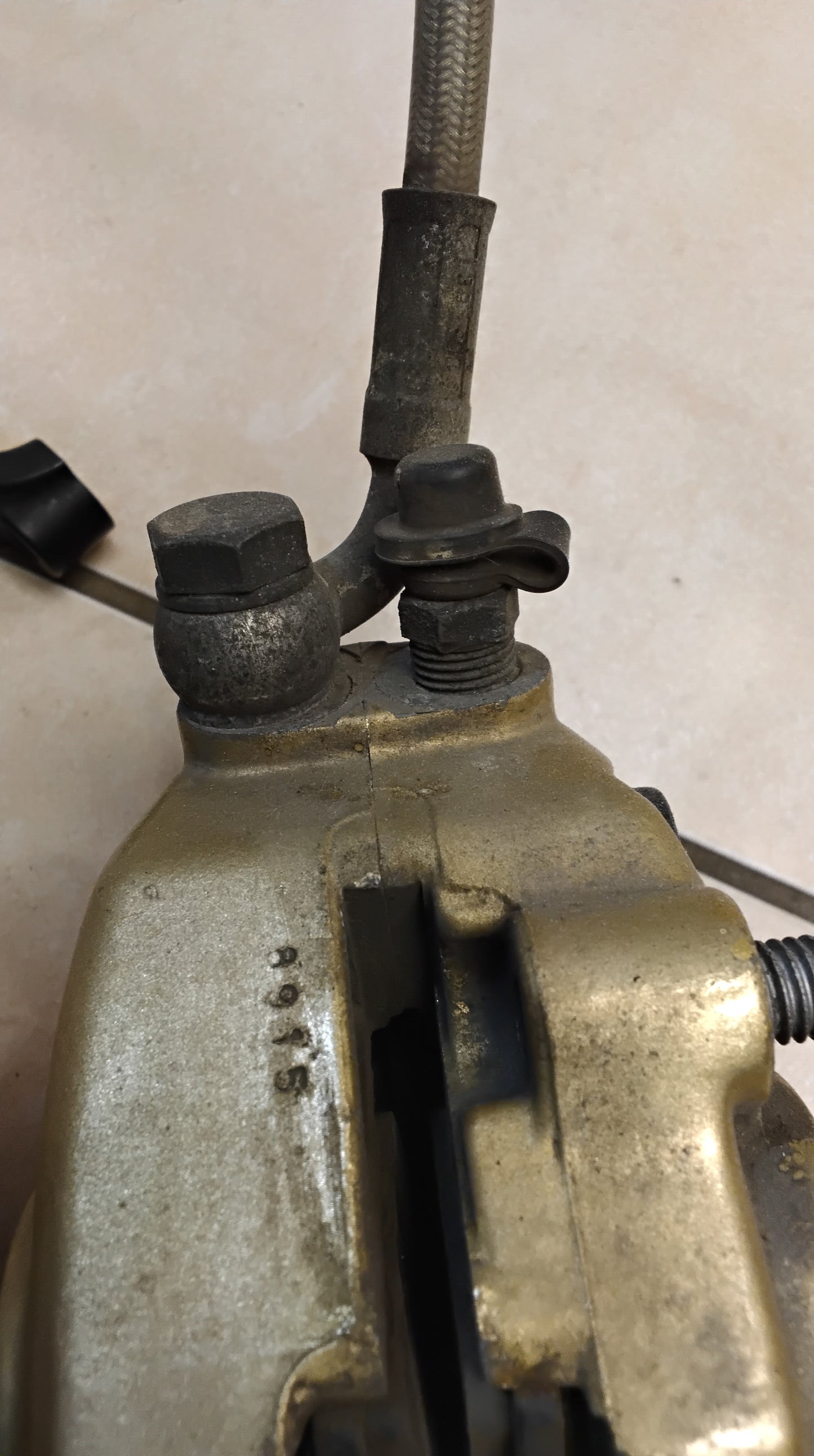 Aprilia sr 50 Factory Bremse vorne komplett Bremsgriffe Bremspumpe Bremsleitung Bremszange