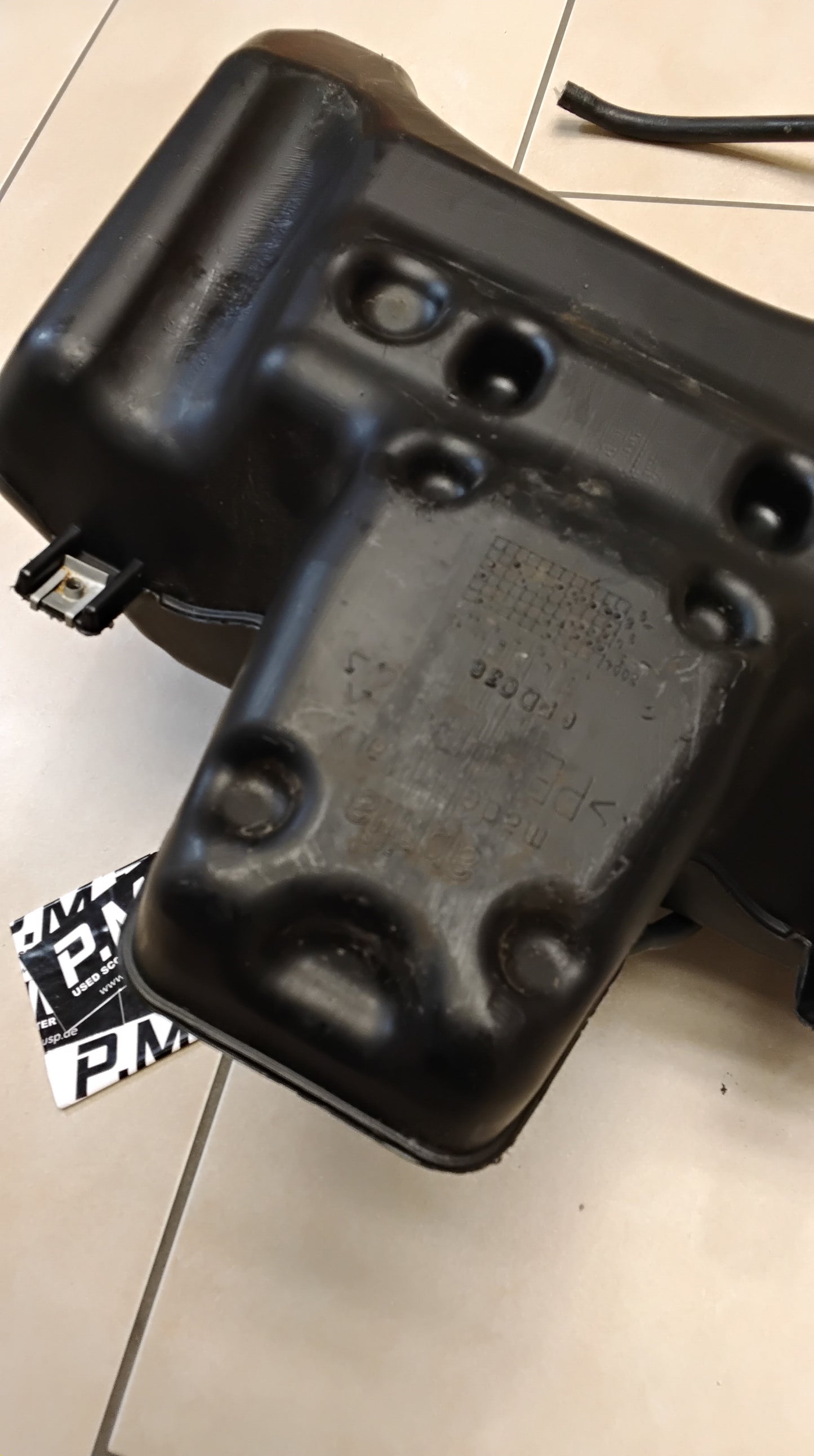Aprilia sr 50 Factory Piaggio Di-Tech Benzintank Tank Original