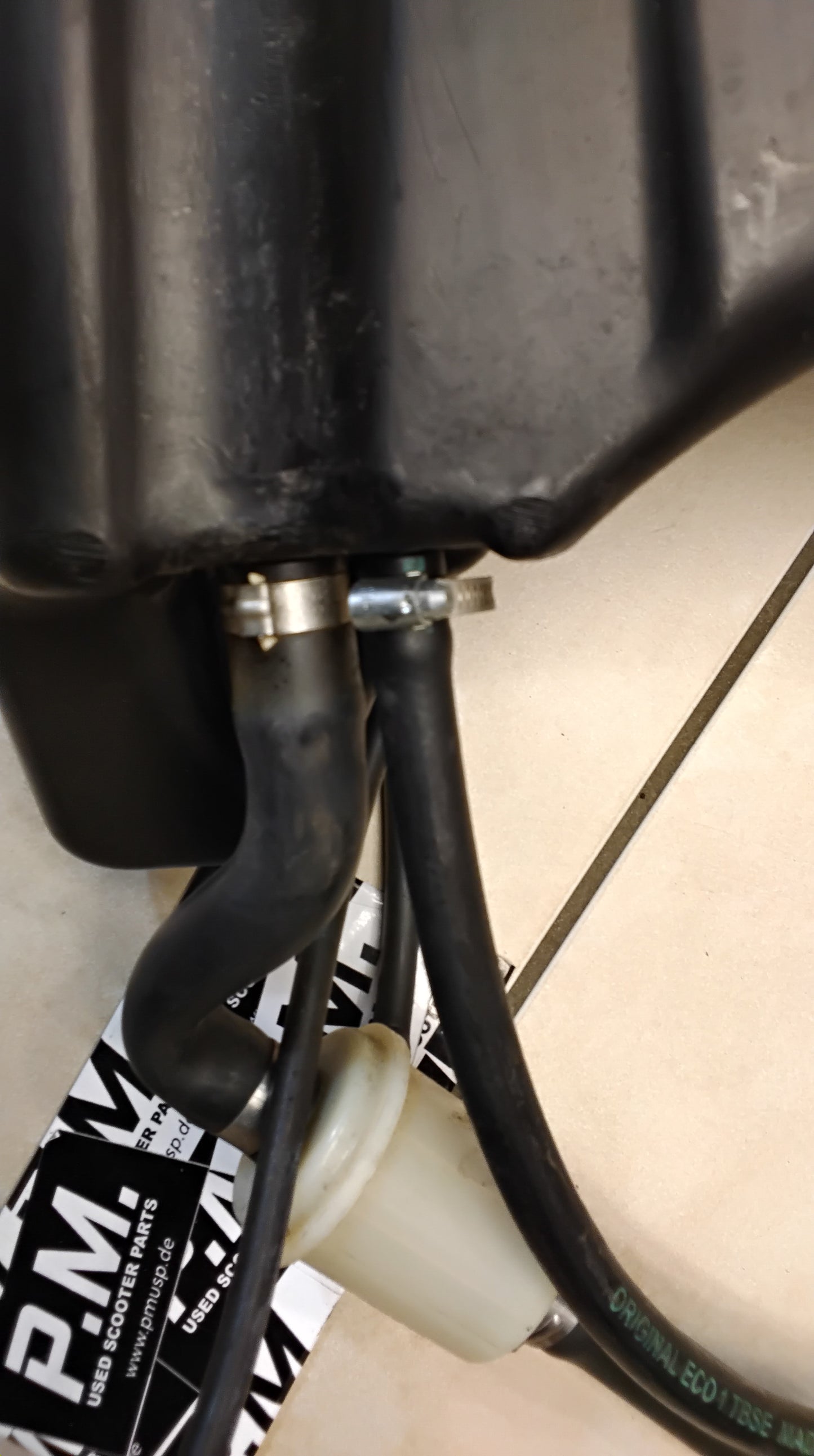 Aprilia sr 50 Factory Piaggio Di-Tech Benzintank Tank Original