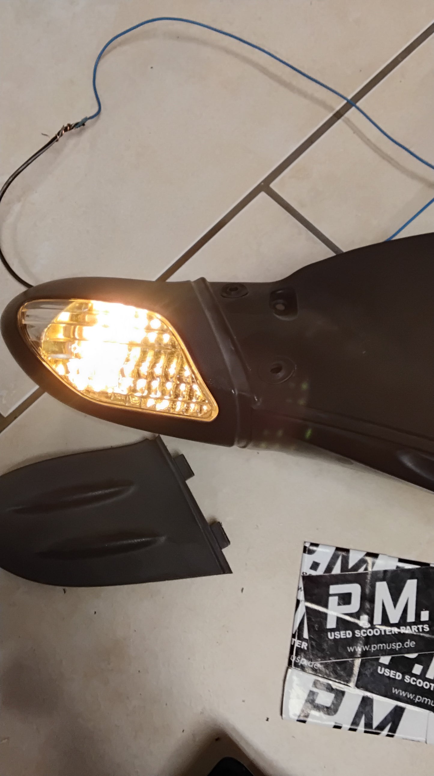 Aprilia sr 50 Factory Lenkradverkleidung komplett Blinker vorne links rechts Lenkradverkleidung außen