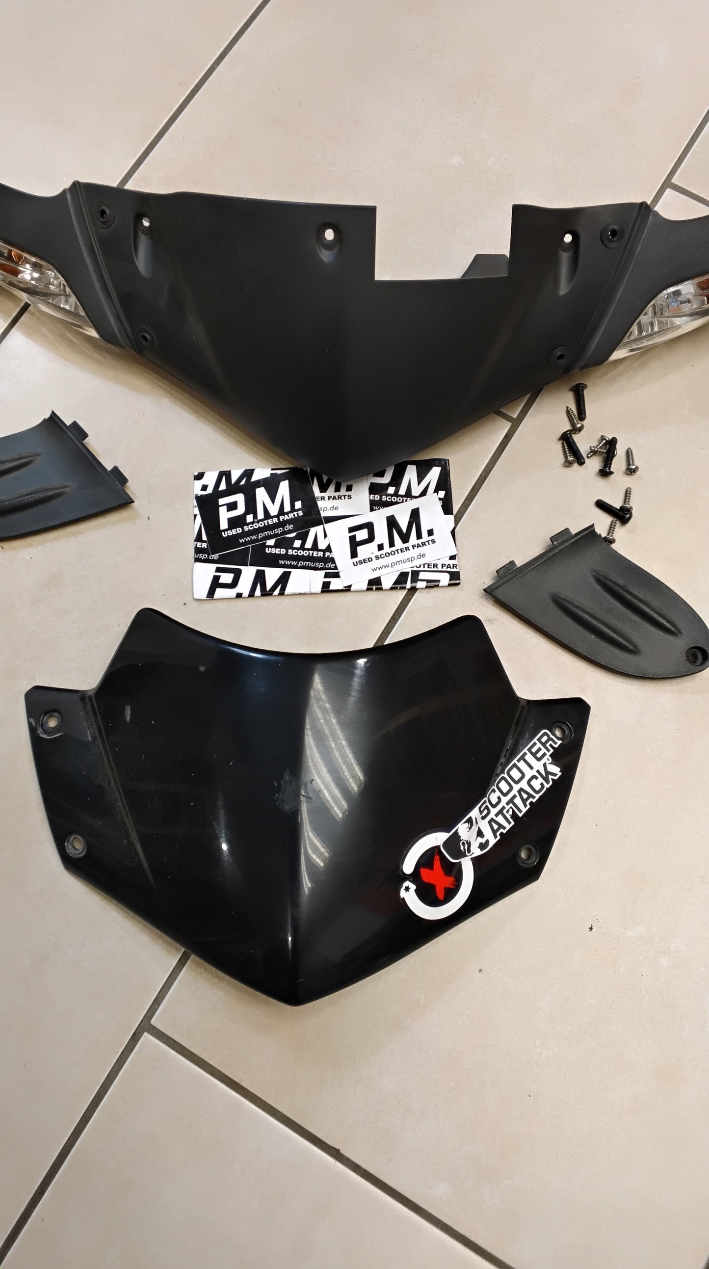 Aprilia sr 50 Factory Lenkradverkleidung komplett Blinker vorne links rechts Lenkradverkleidung außen
