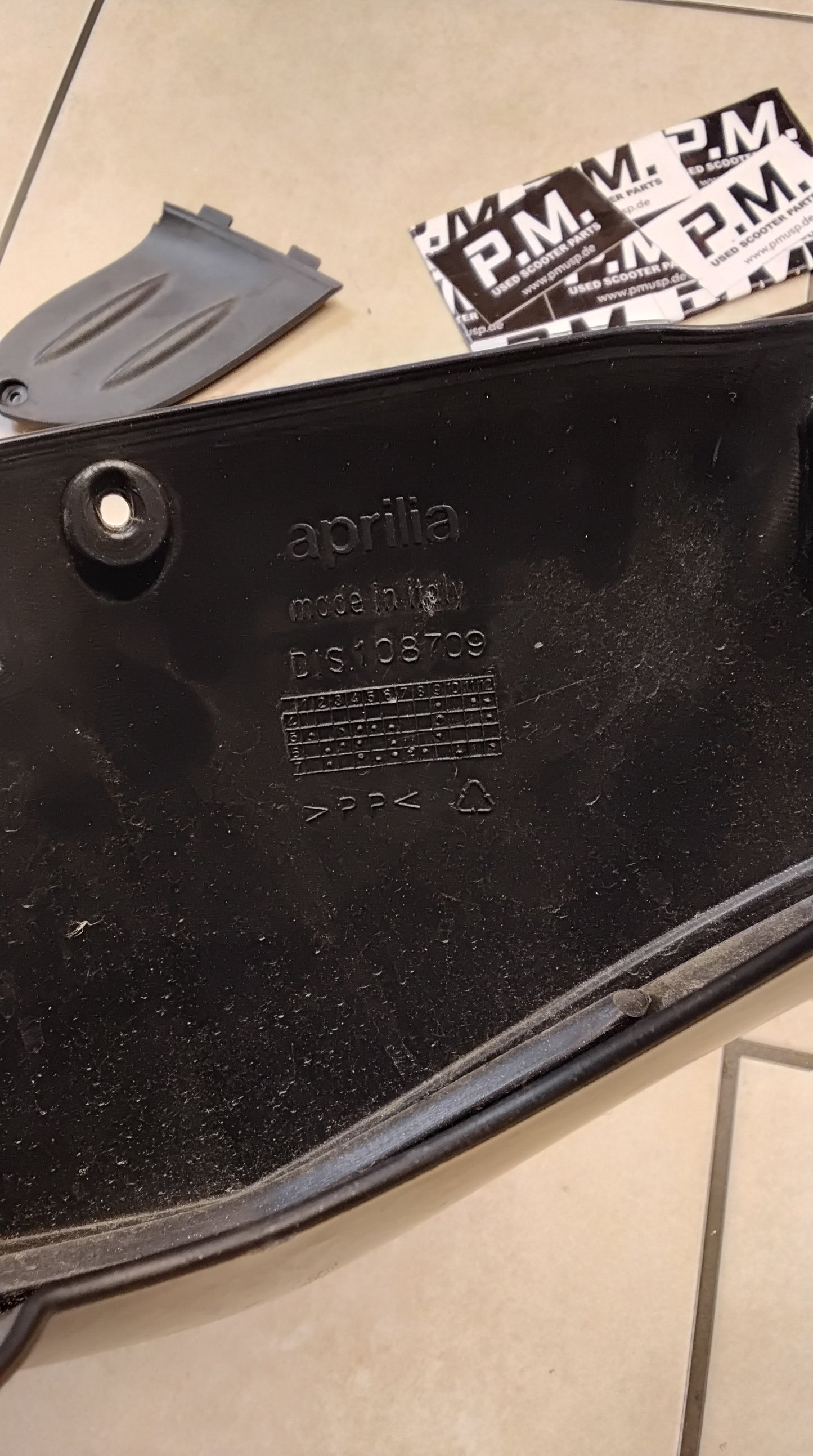Aprilia sr 50 Factory Lenkradverkleidung komplett Blinker vorne links rechts Lenkradverkleidung außen