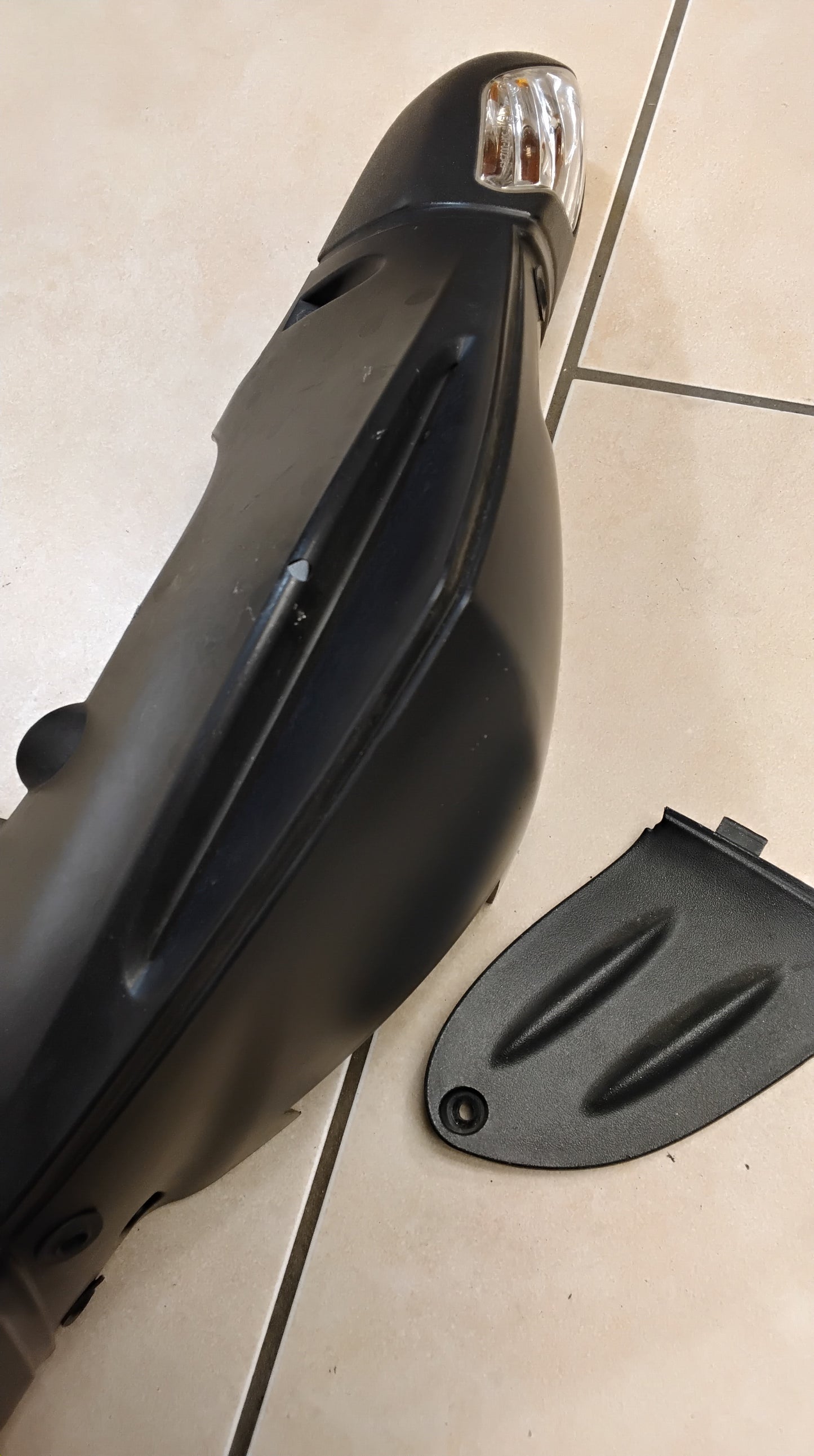 Aprilia sr 50 Factory Lenkradverkleidung komplett Blinker vorne links rechts Lenkradverkleidung außen