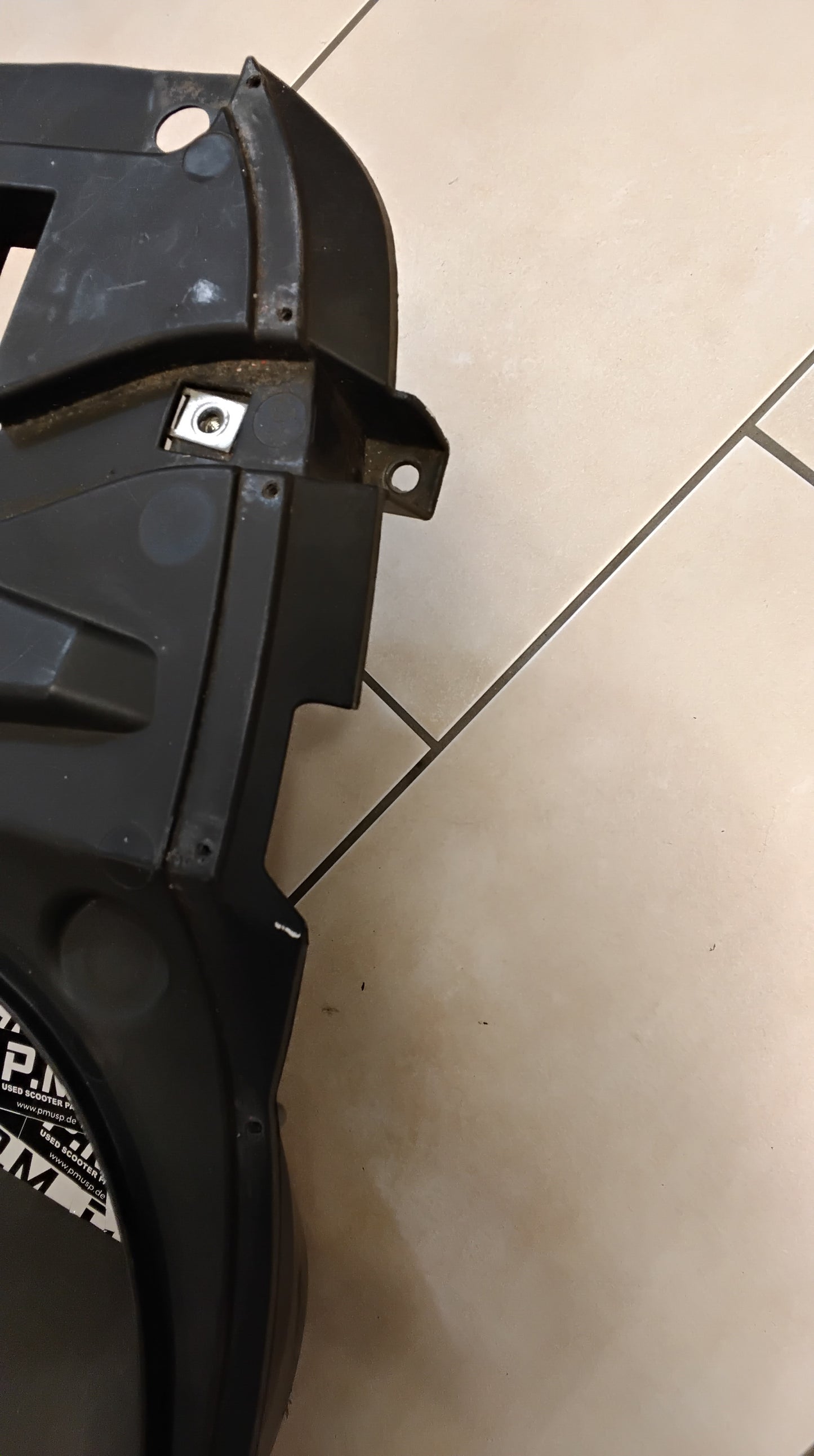 Aprilia sr 50 Factory Helmfach