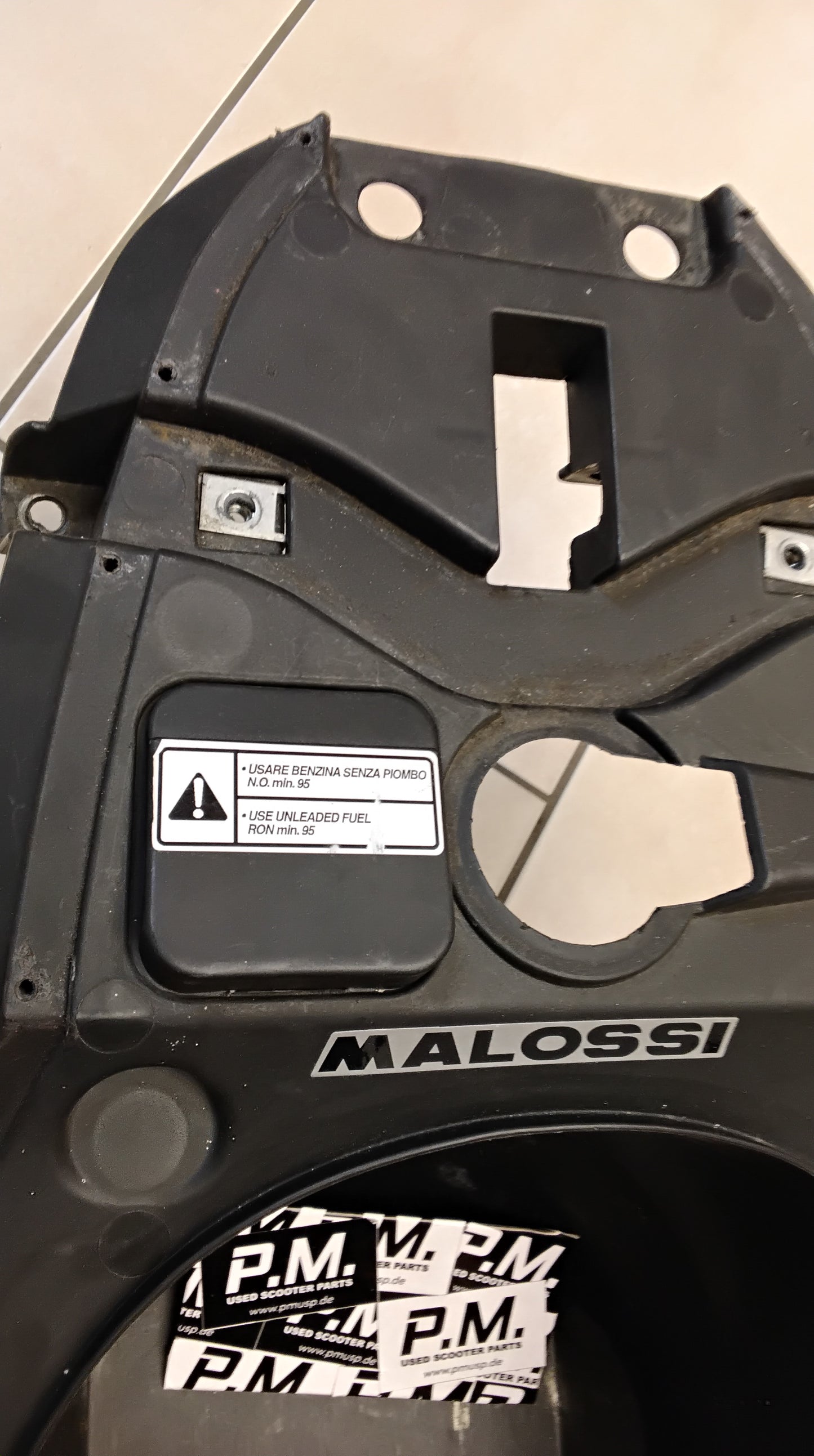 Aprilia sr 50 Factory Helmfach