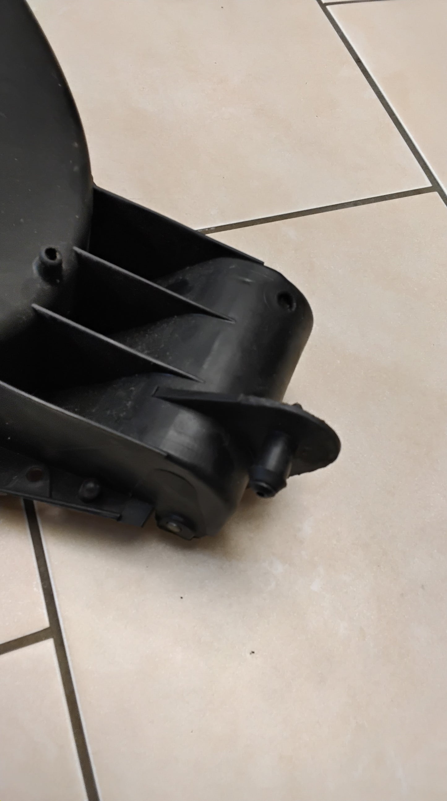 Aprilia sr 50 Factory Helmfach
