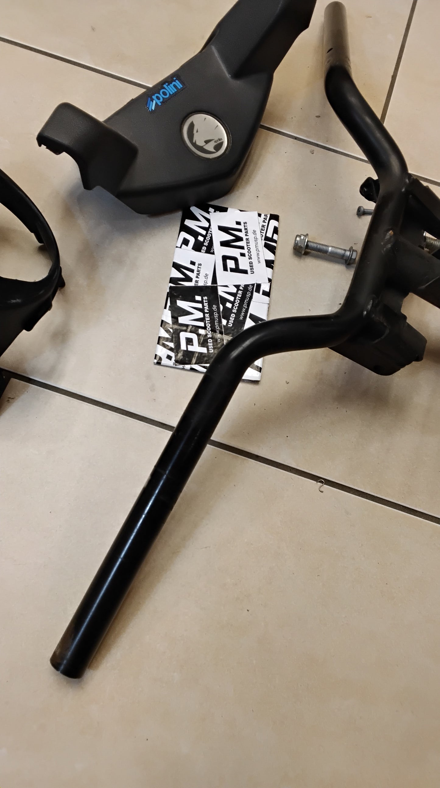 Aprilia sr 50 Factory Lenkrad Lenkradverkleidung Innenraum komplett