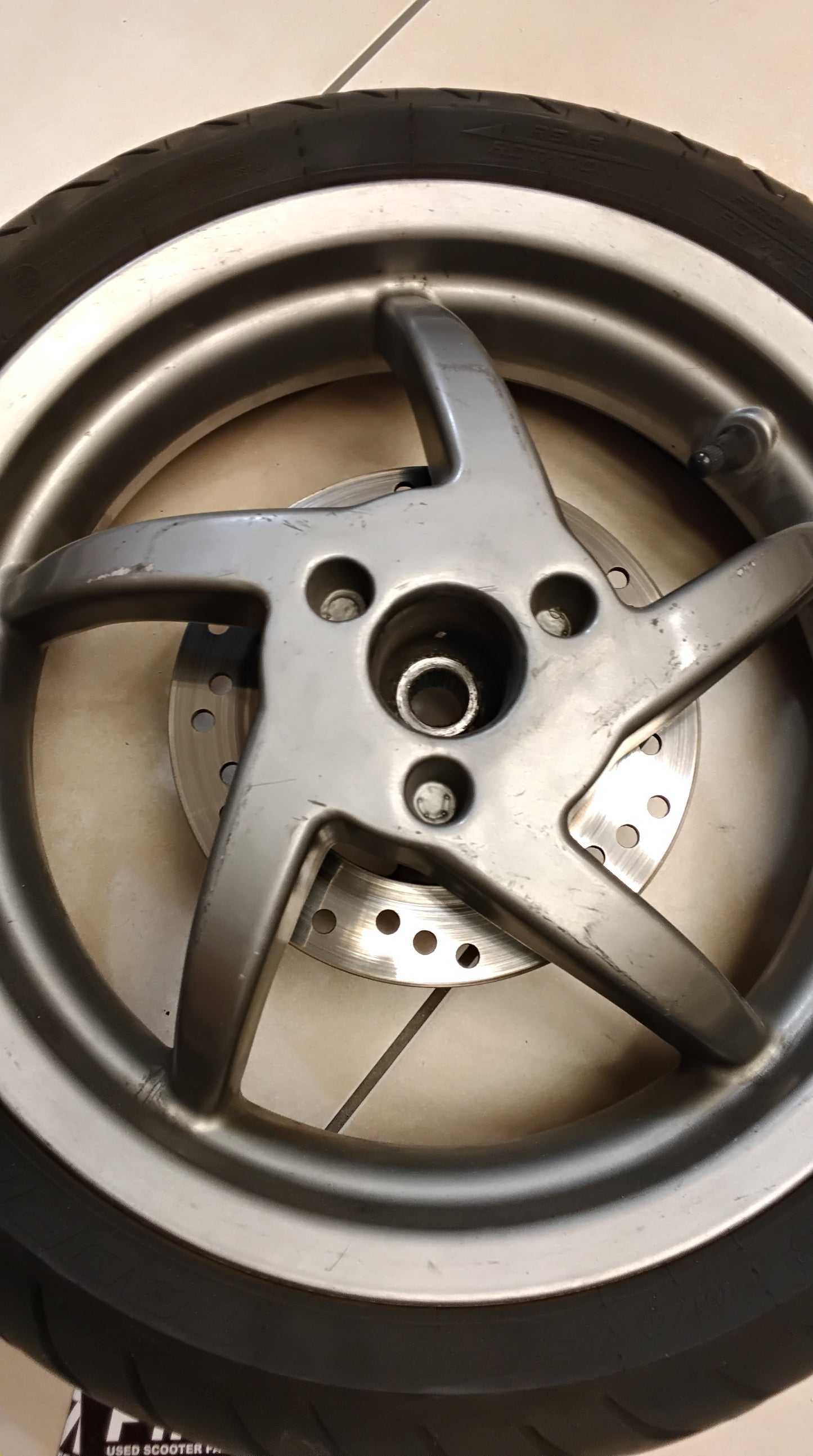 Aprilia sr 50 Factory Piaggio Di-Tech Felge hinten Hinterrad